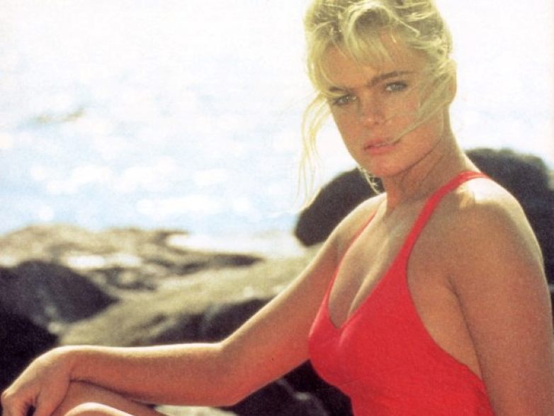 Erika Eleniak in Baywatch.