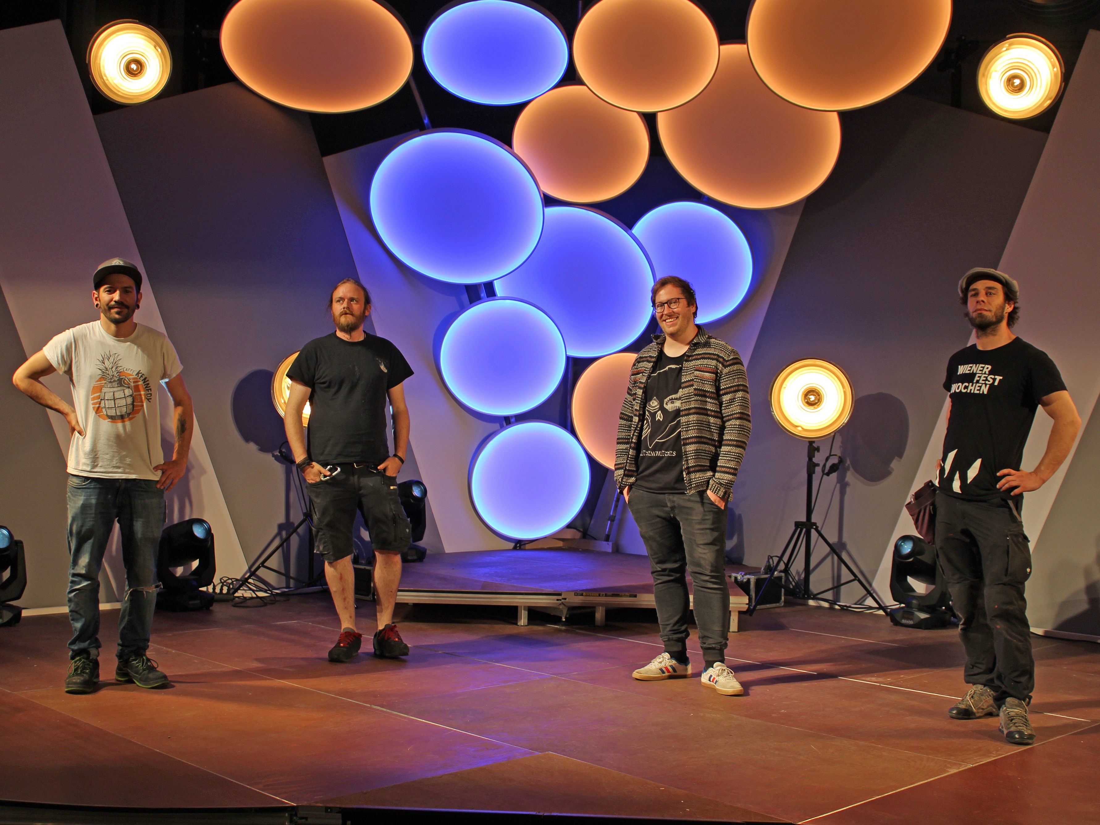 Die Adapter-Crew sorgt für frischen Wind in der Feldkircher Konzert-Szene. Die Adapter-Crew sorgt für frischen Wind in der Feldkircher Konzert-Szene.