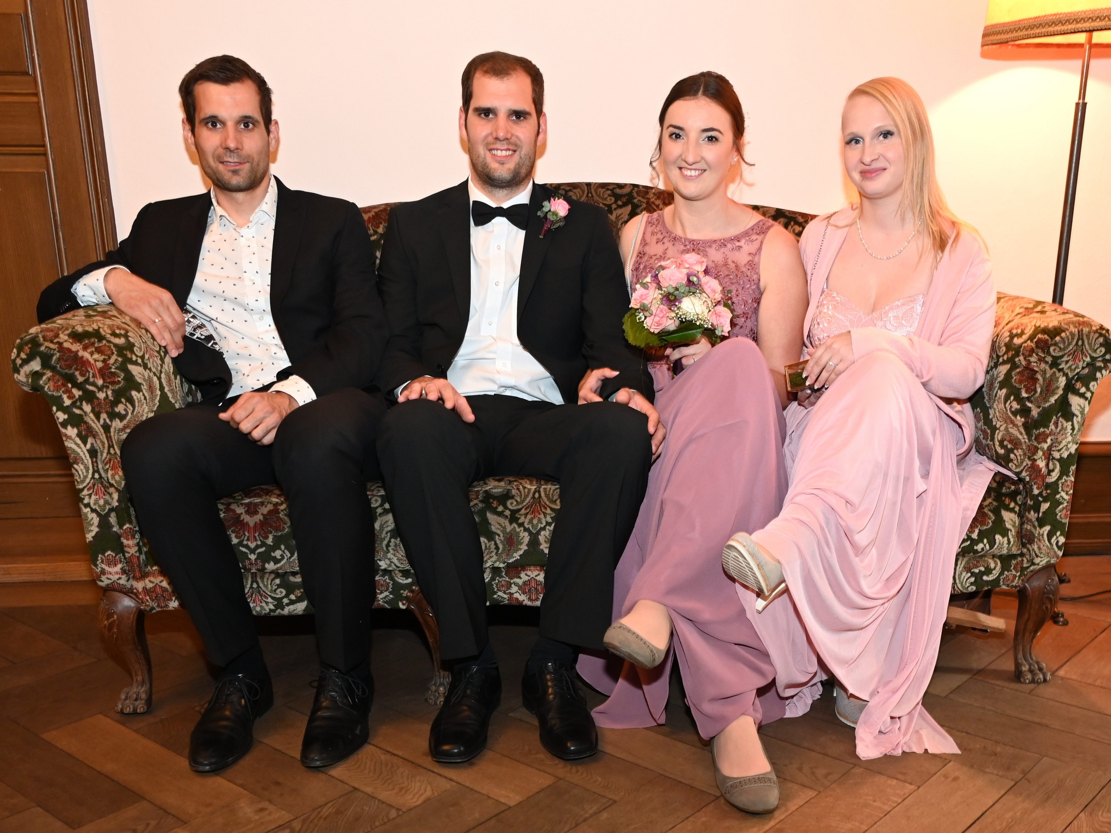 Bianca Brei und Simon Schlegel haben geheiratet. Bianca Brei und Simon Schlegel haben geheiratet.