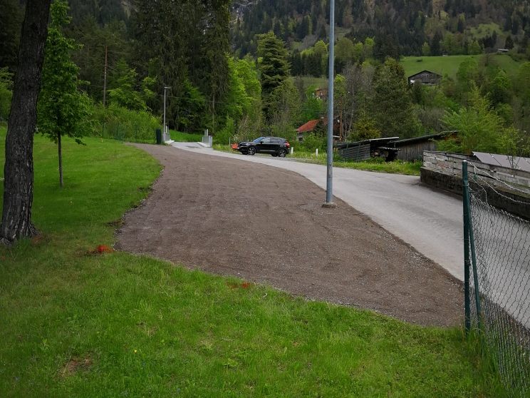 Parkplatz Schwimmbad Braz