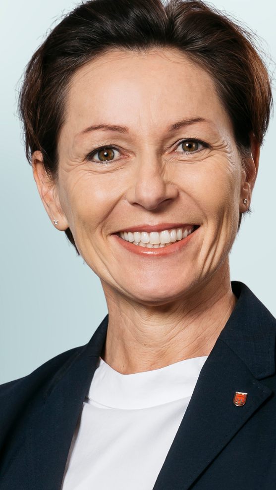 Mehr als 6.000 Personen bekommen ihre erste Teilimpfung.