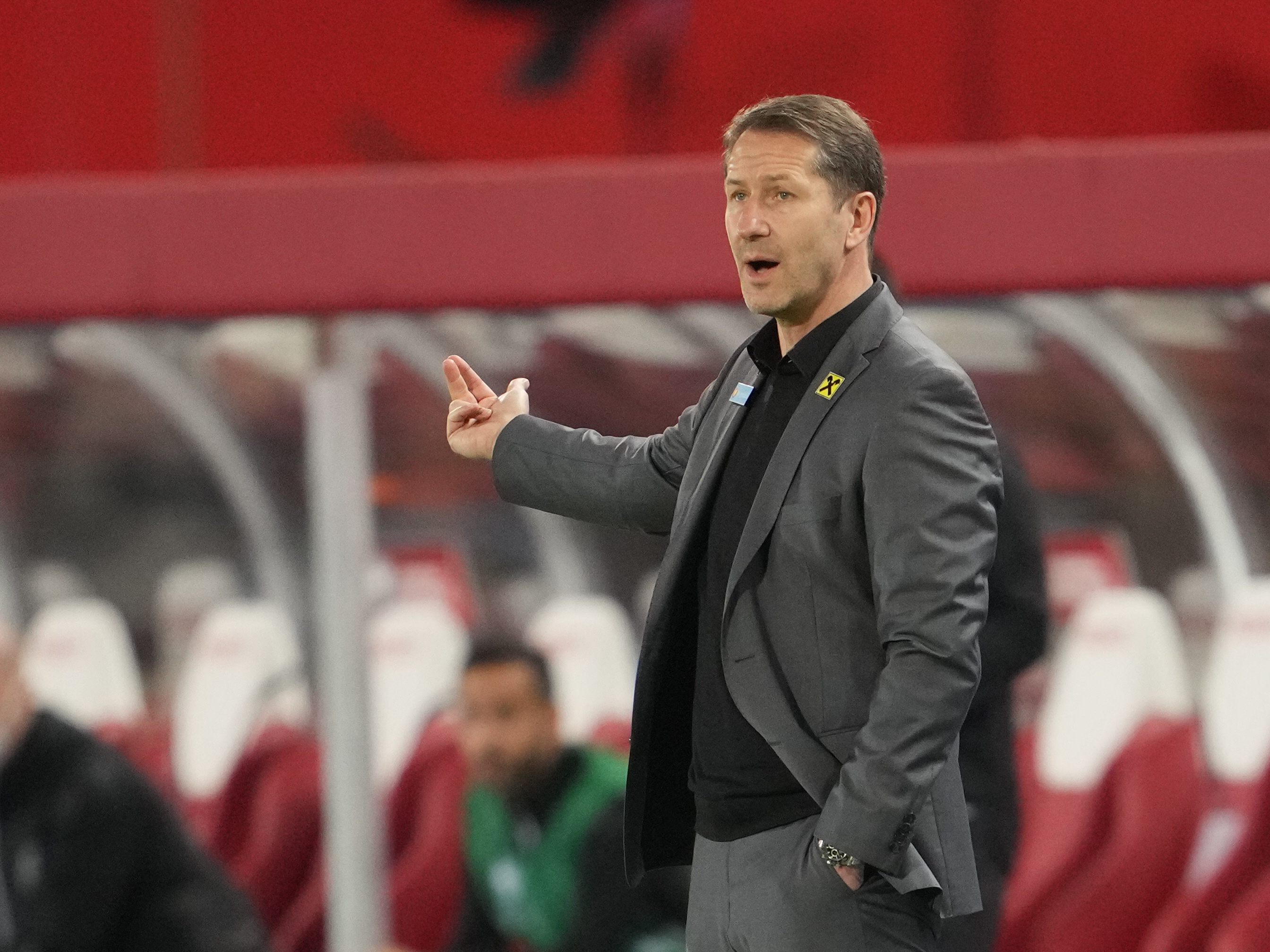 Trainer Franco Foda bereitet seine Spieler auf eine außergewöhnliche EM vor. Trainer Franco Foda bereitet seine Spieler auf eine außergewöhnliche EM vor.