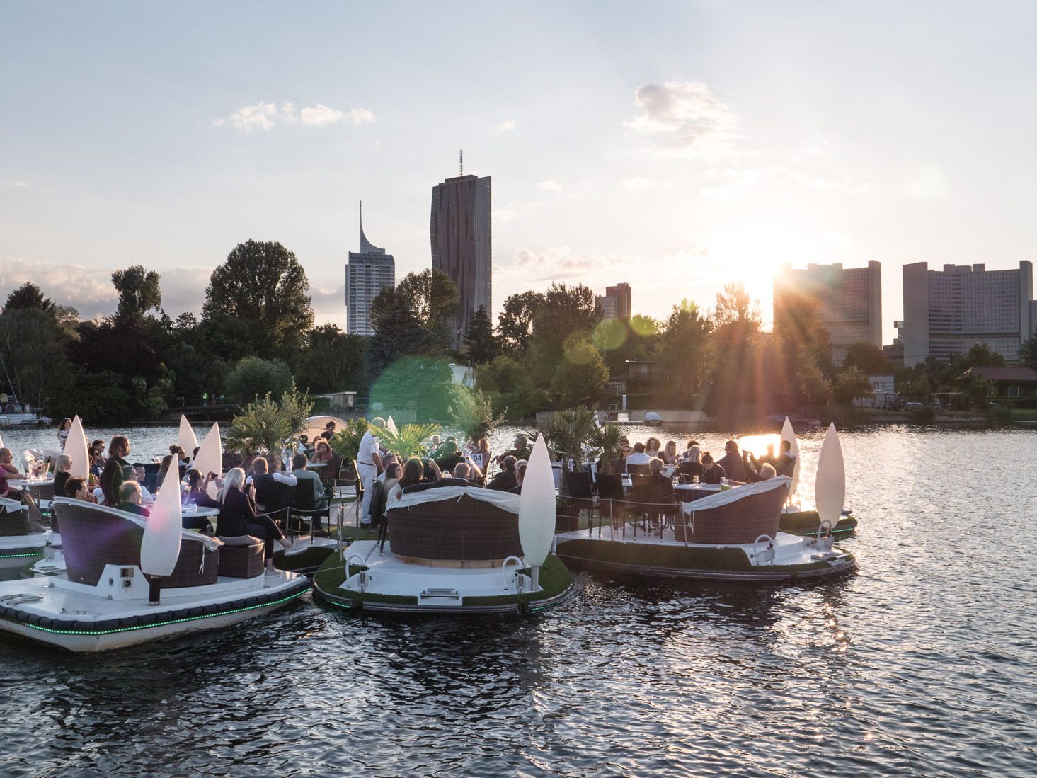 Die Floating Concerts auf der Alten Donau haben auch 2021 wieder viel zu bieten Die Floating Concerts auf der Alten Donau haben auch 2021 wieder viel zu bieten