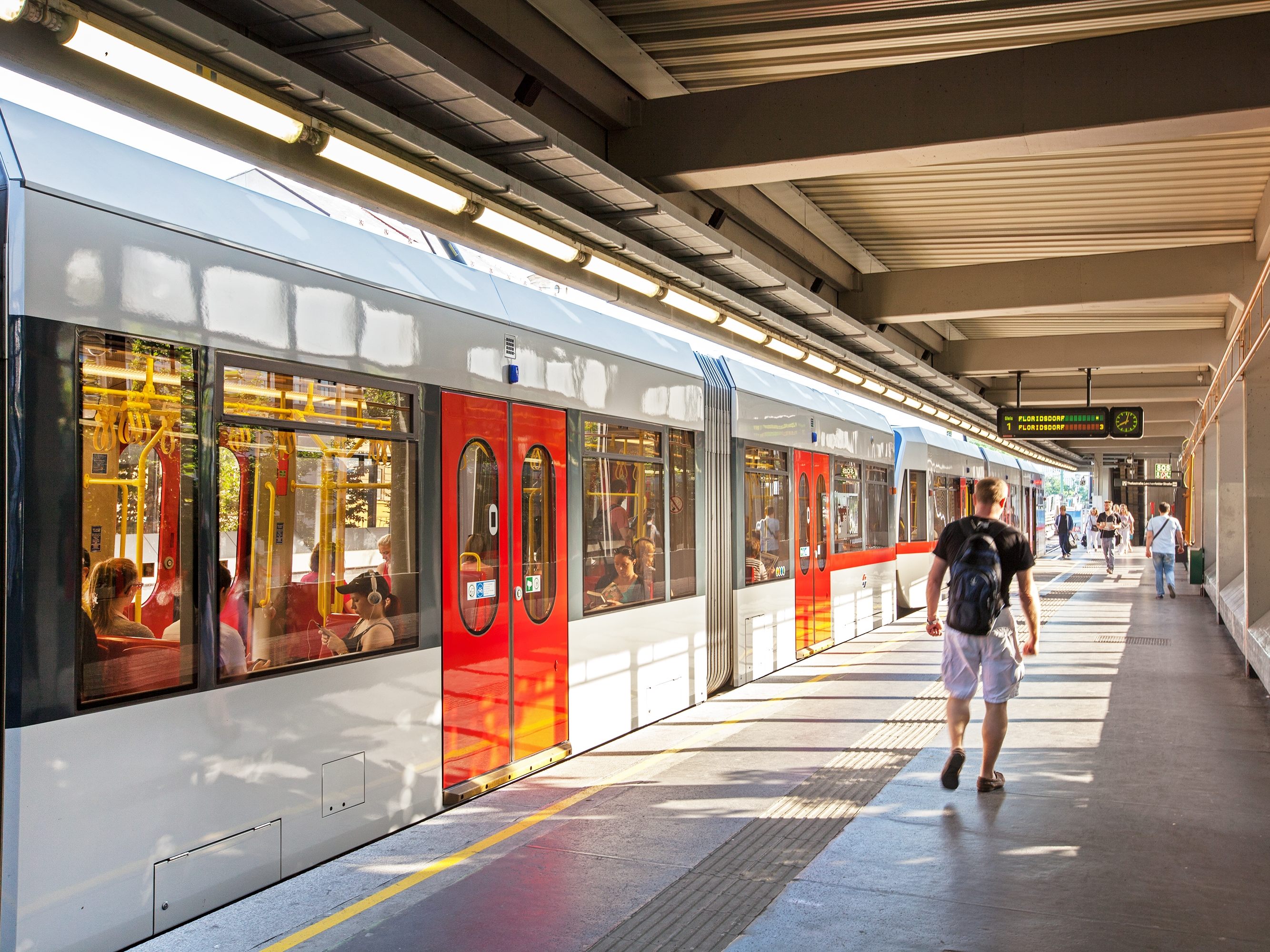 Am Mittwoch wurde ein Mann in Wien von einer U-Bahn-Garnitur erfasst.