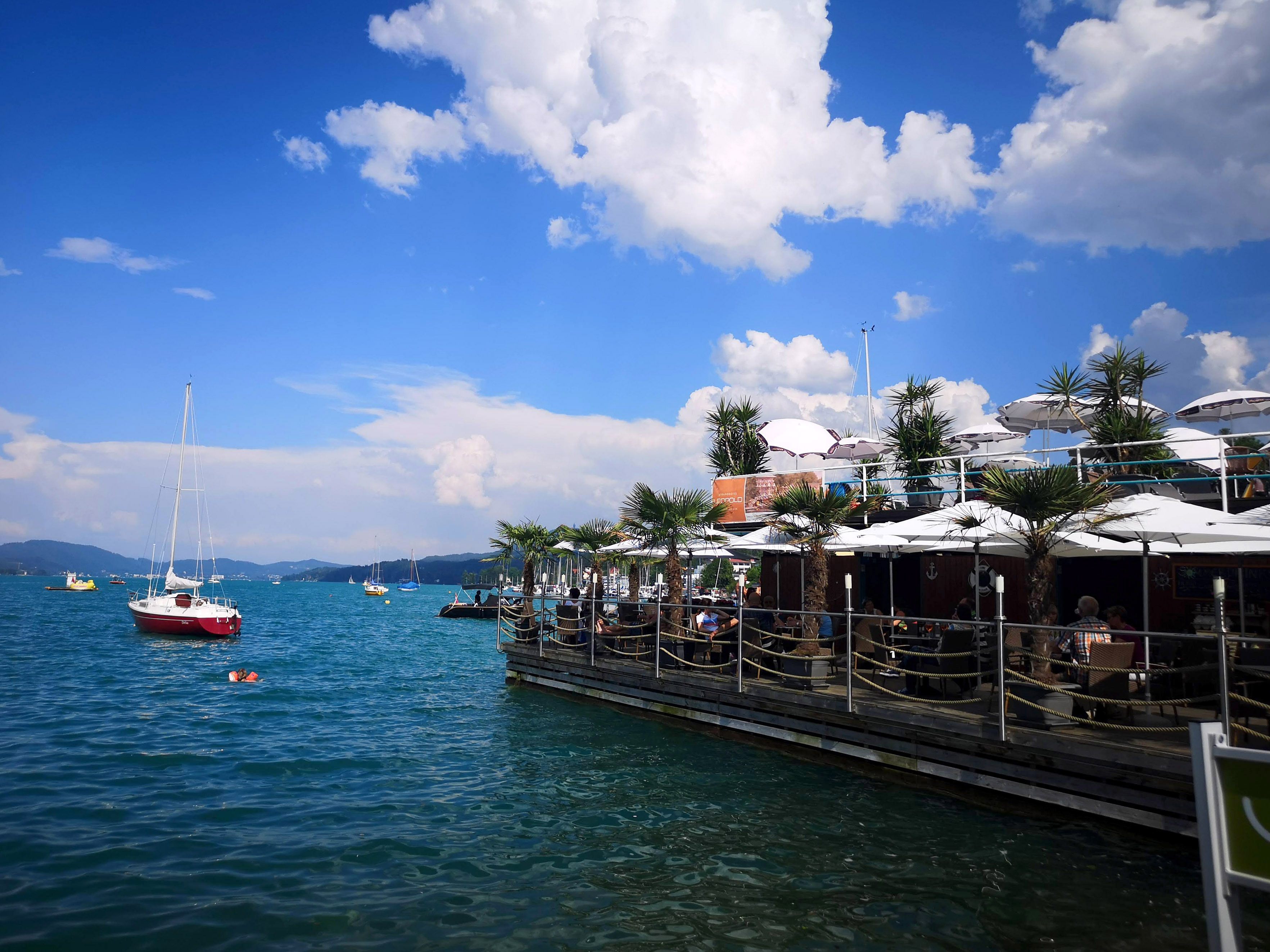 Zuversicht in den Ferienregionen Österreichs. Zuversicht in den Ferienregionen Österreichs.