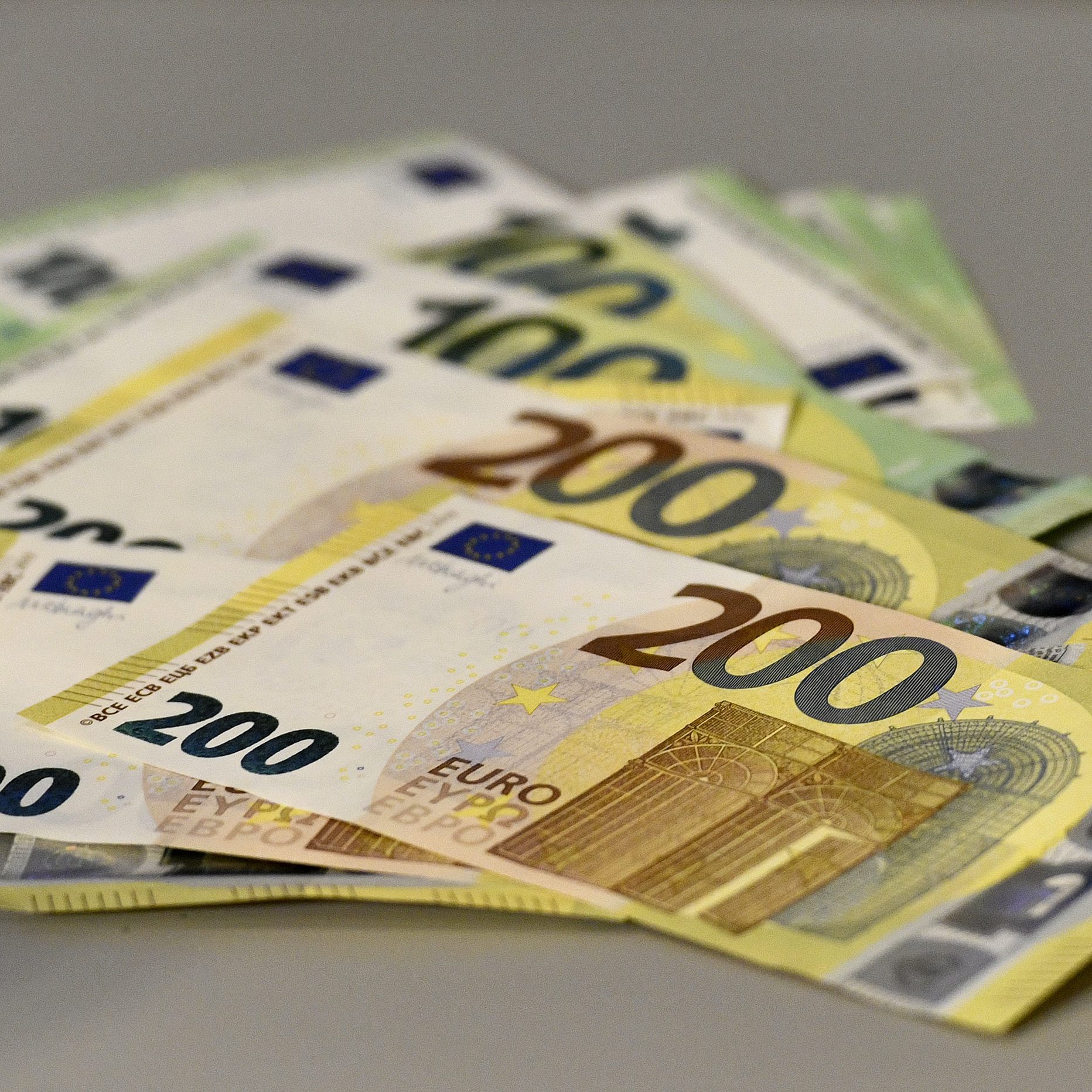 Informationen gibt es bezüglich der reichsten Menschen in Österreich.