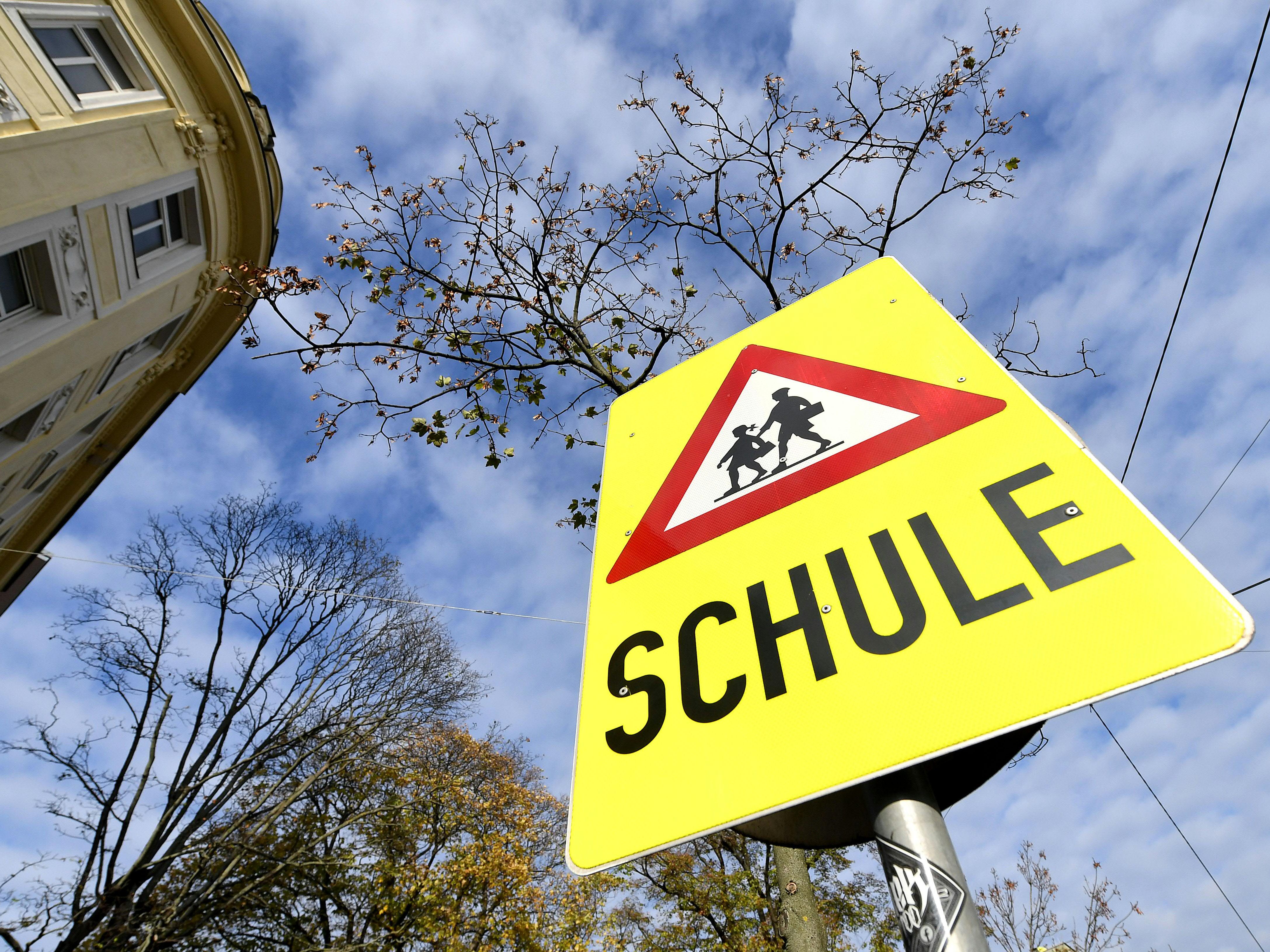 Im Sommer sollen Maßnahmen ausgearbeitet werden. Im Sommer sollen Maßnahmen ausgearbeitet werden.