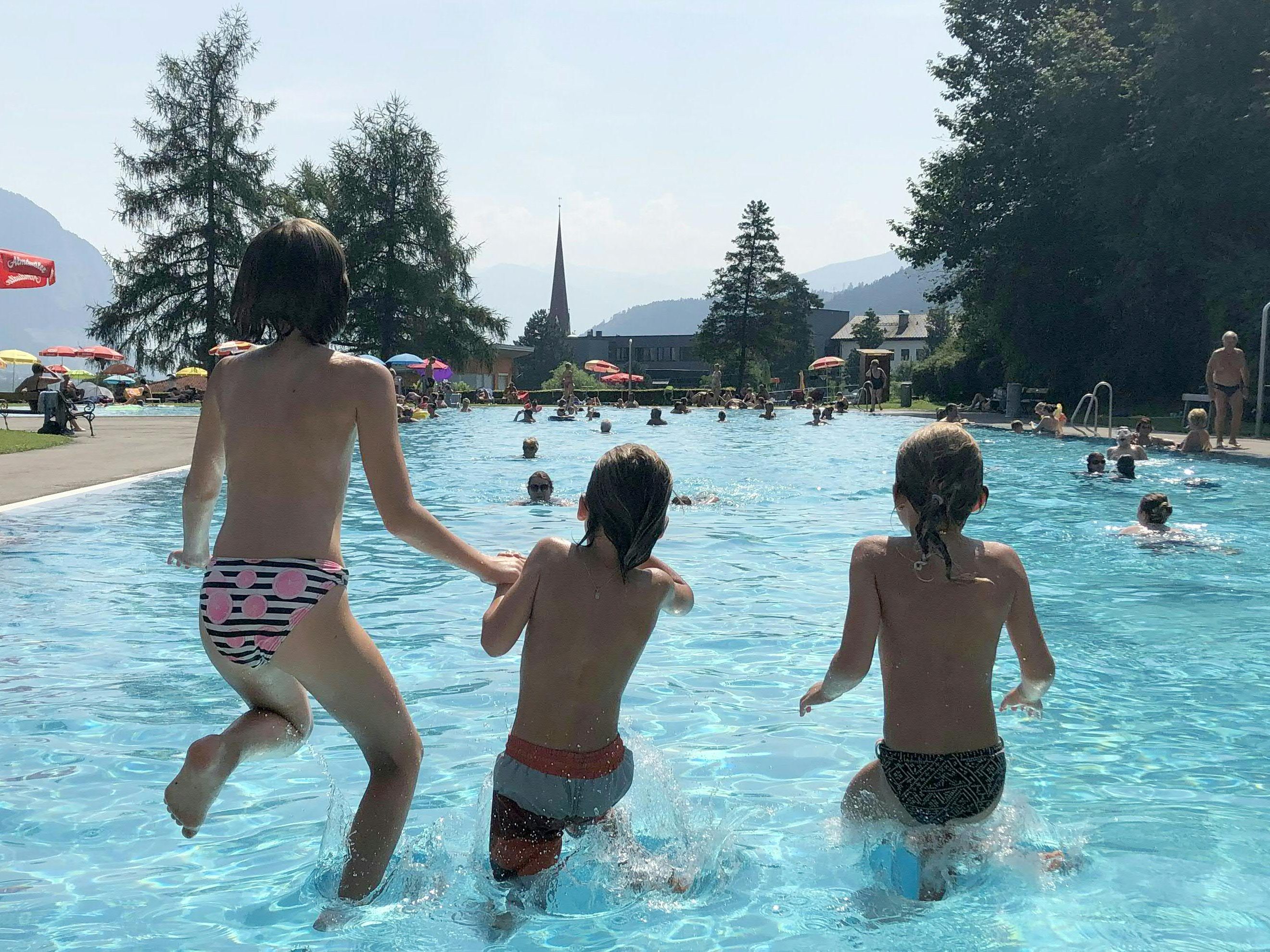 Zahlreiche Schwimmkurse sind während der Corona-Pandemie entfallen.