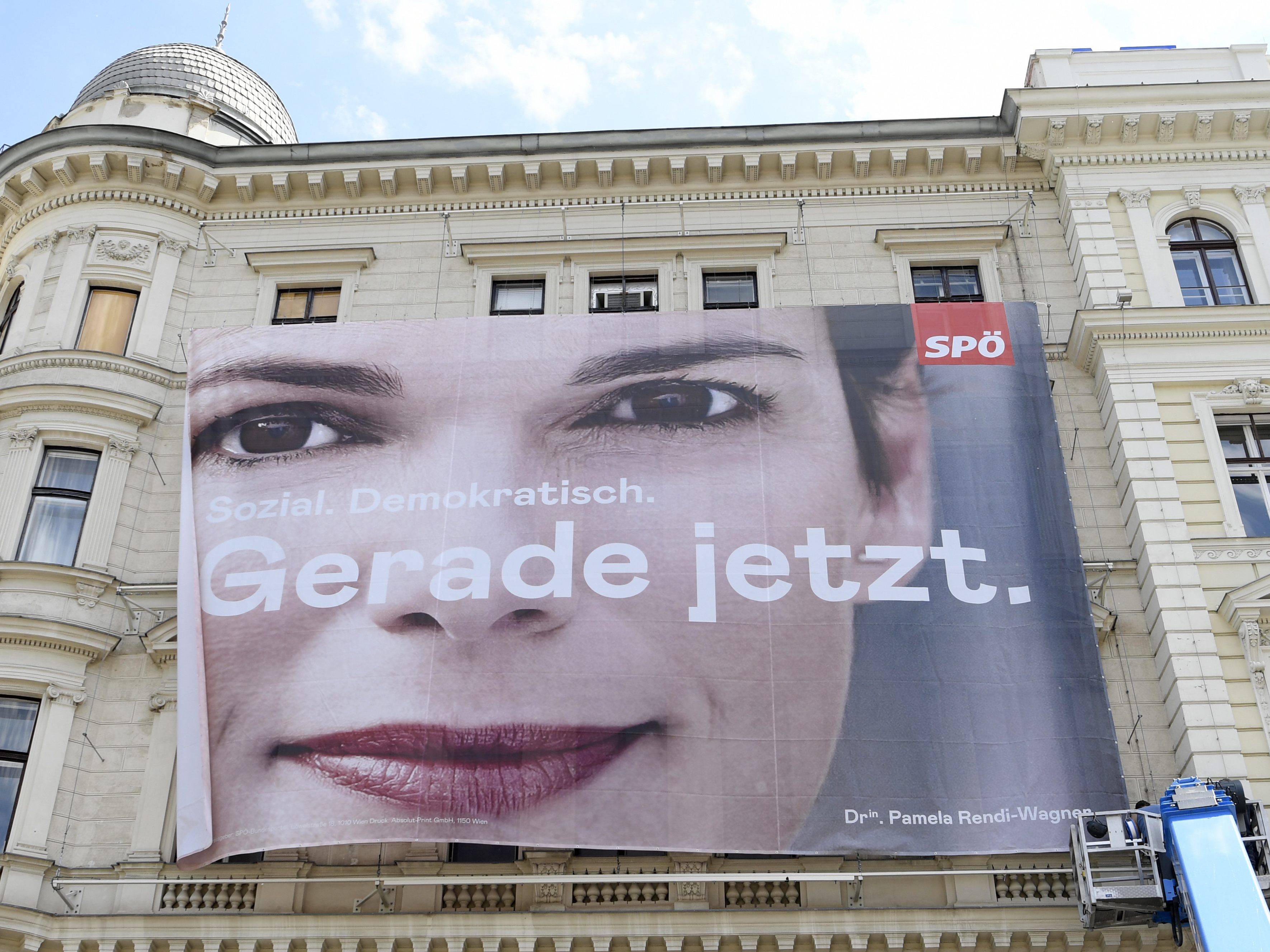 Dieses Plakat mit SPÖ-Vorsitzender Pamela Rendi-Wagner wurde am Montag in Wien präsentiert Dieses Plakat mit SPÖ-Vorsitzender Pamela Rendi-Wagner wurde am Montag in Wien präsentiert