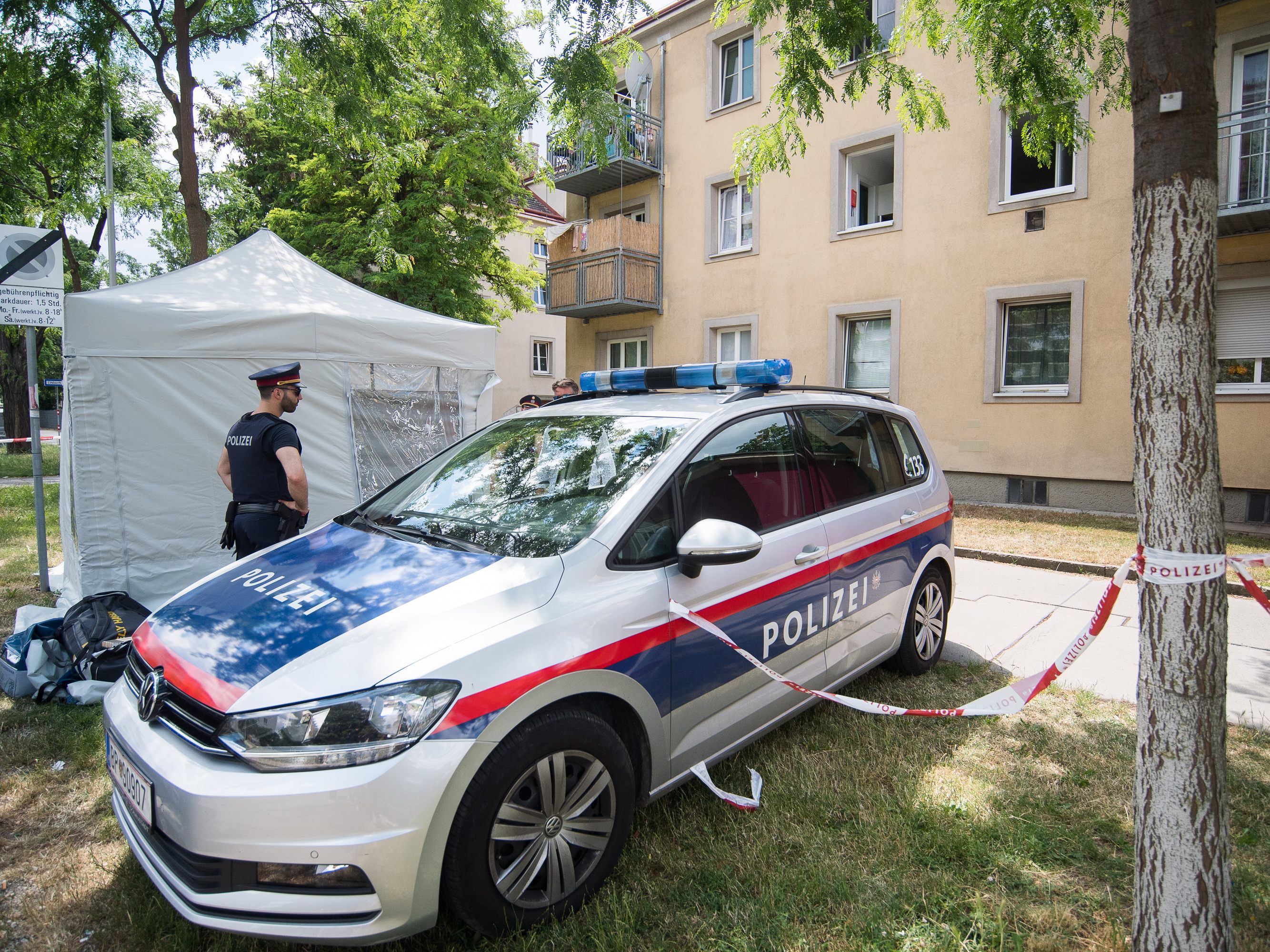 Bei dem Todesopfer in Wien-Donaustadt handelt es sich um ein 13-jähriges Mädchen.