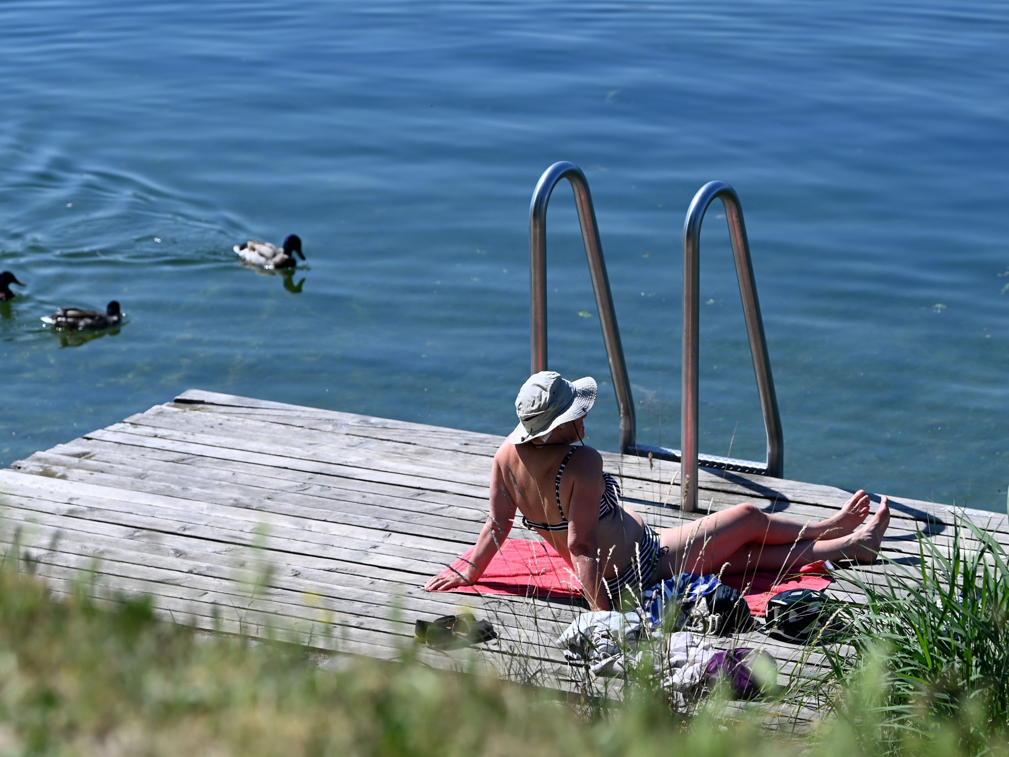 Sommerbeginn am Montag - der längste Tag des Jahres. Sommerbeginn am Montag - der längste Tag des Jahres.