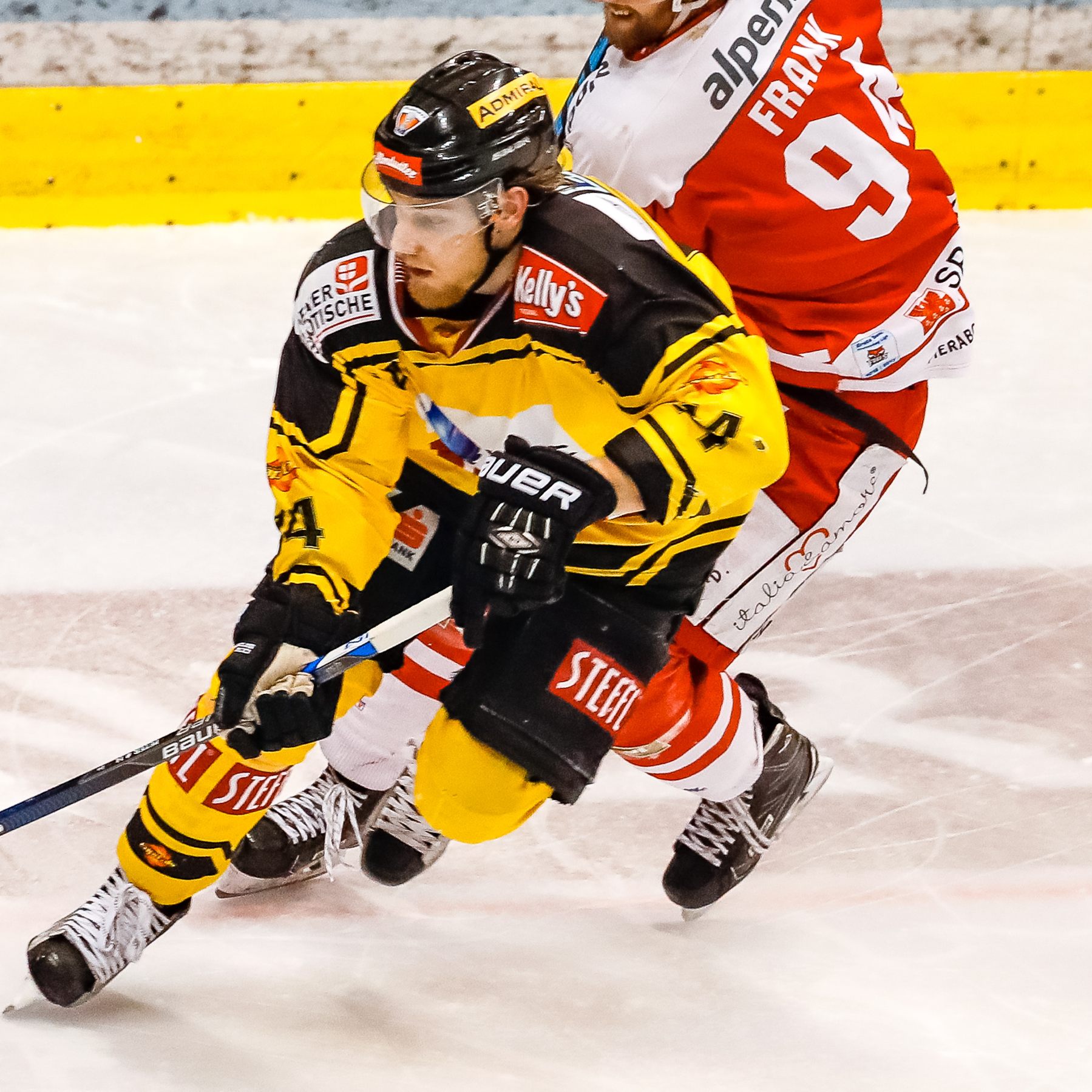 Peter beendet seine Karriere wegen Knieproblem.