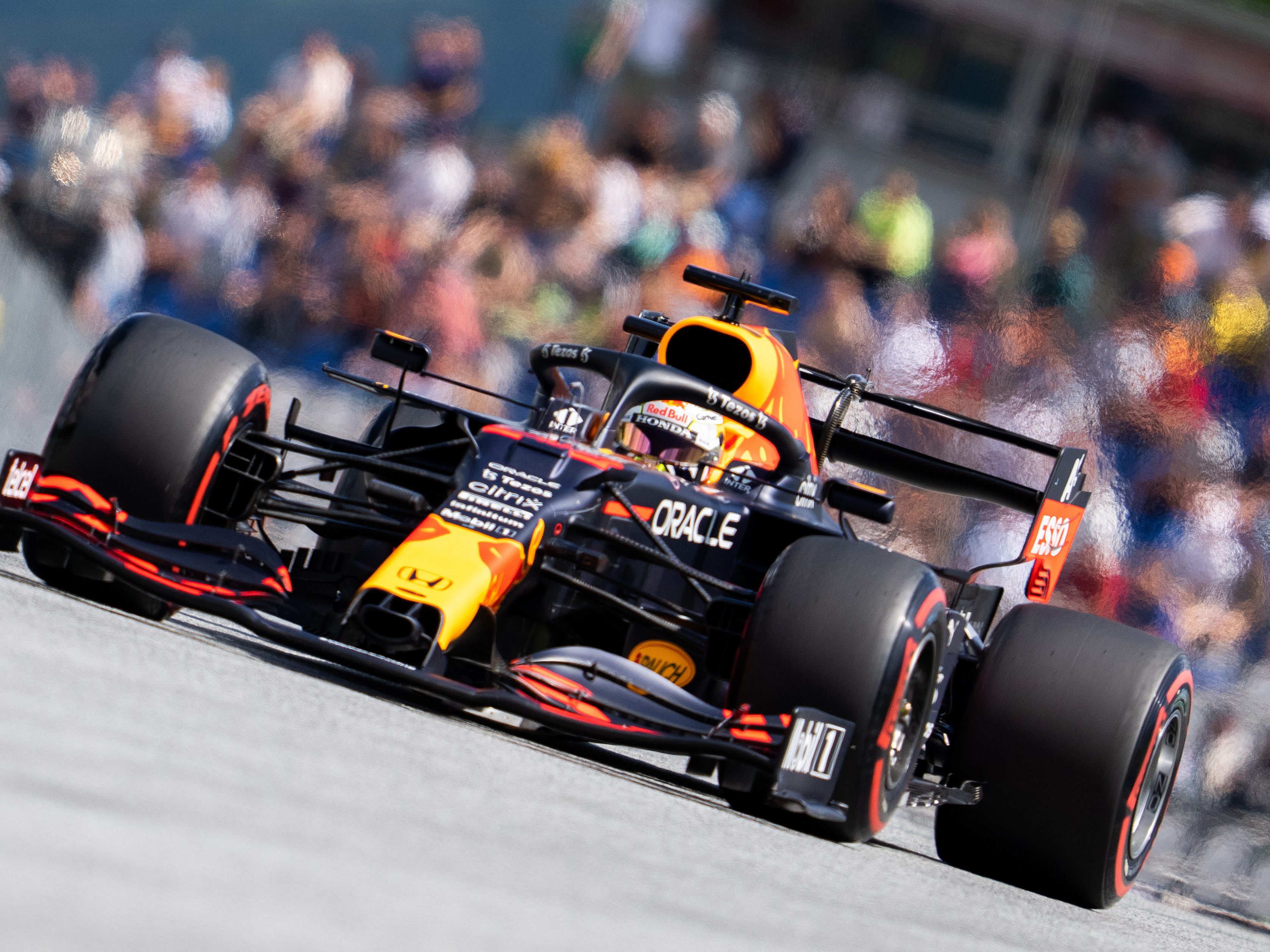 Max Verstappen startet von der Pole Position