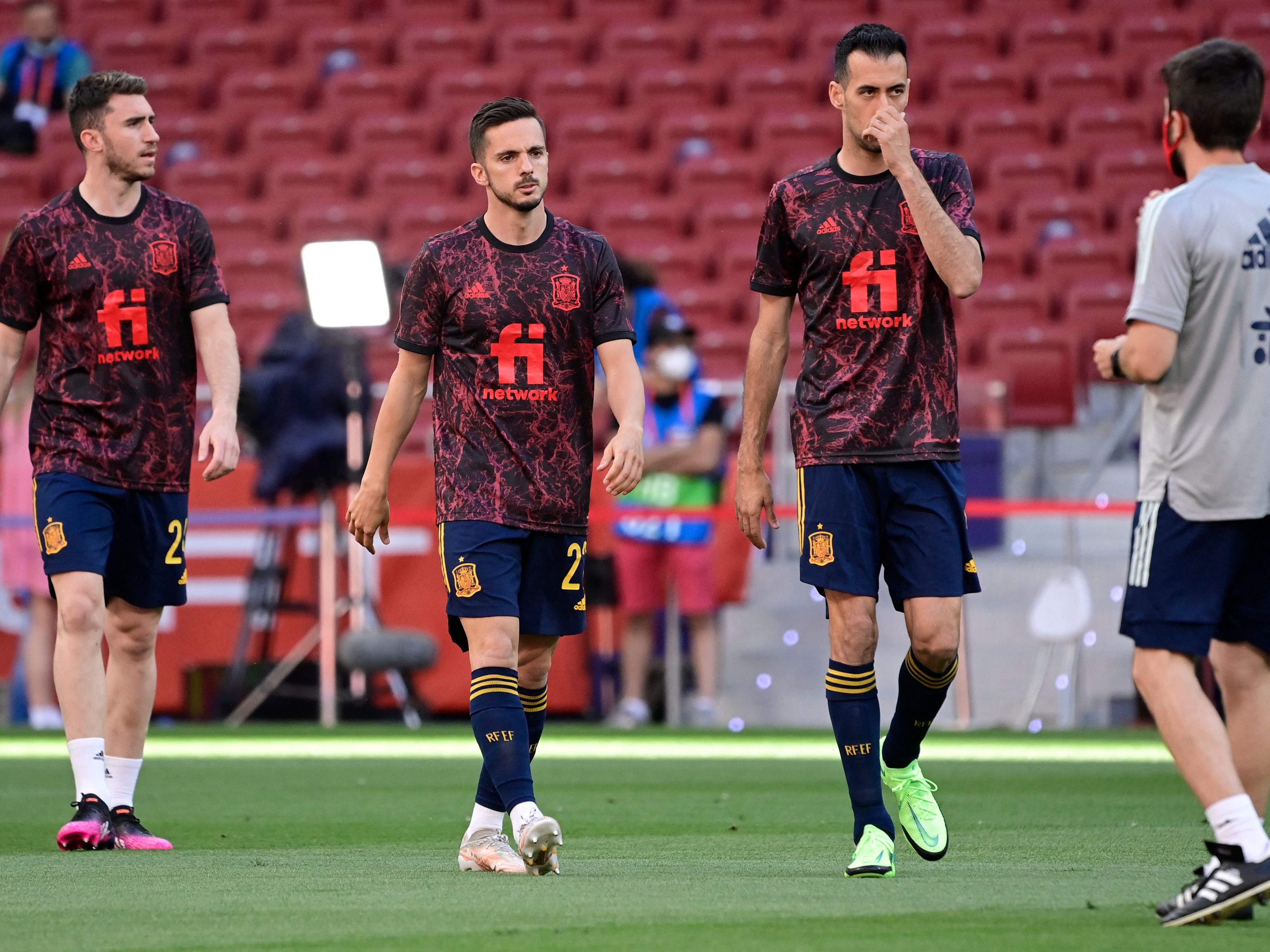 Nach Busquets-Schock: Spaniens Team wird geimpft. Nach Busquets-Schock: Spaniens Team wird geimpft.