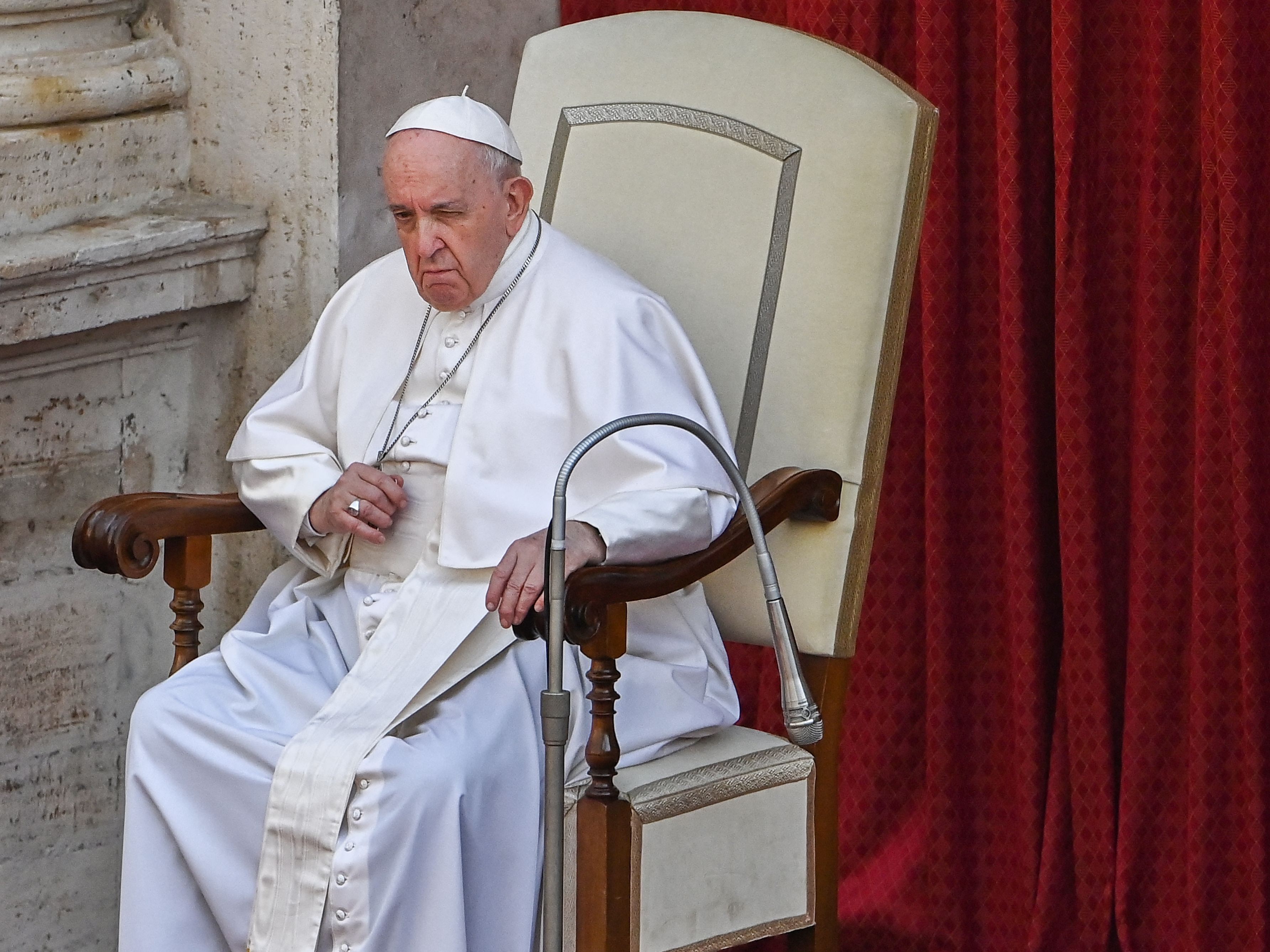 Papst Franziskus skizziert seine Version des Paneten nach der Pandemie. Papst Franziskus skizziert seine Version des Paneten nach der Pandemie.
