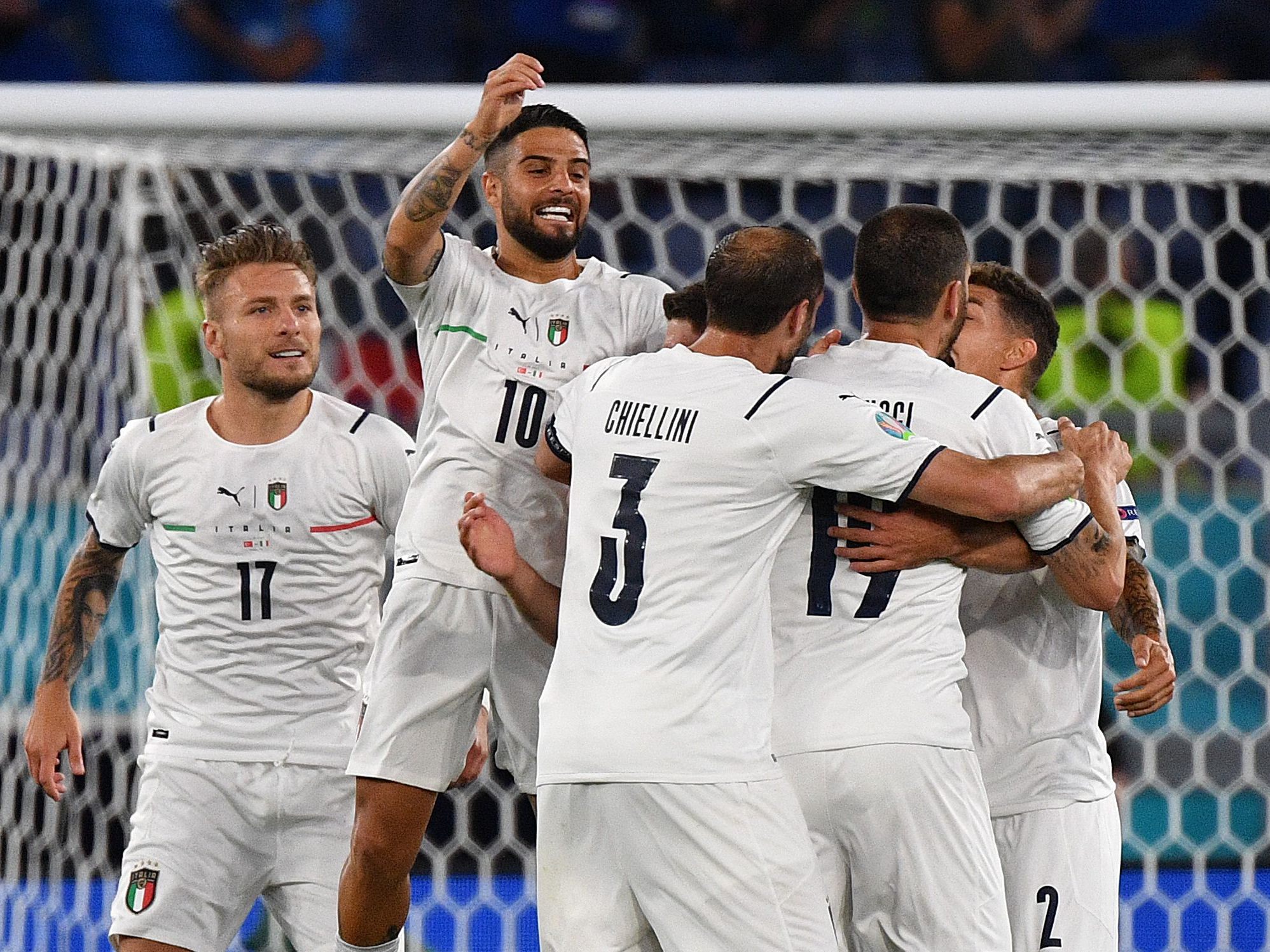 Italien setzte sich in der Gruppe A gegen die Türkei mit 3:0 durch. Italien setzte sich in der Gruppe A gegen die Türkei mit 3:0 durch.