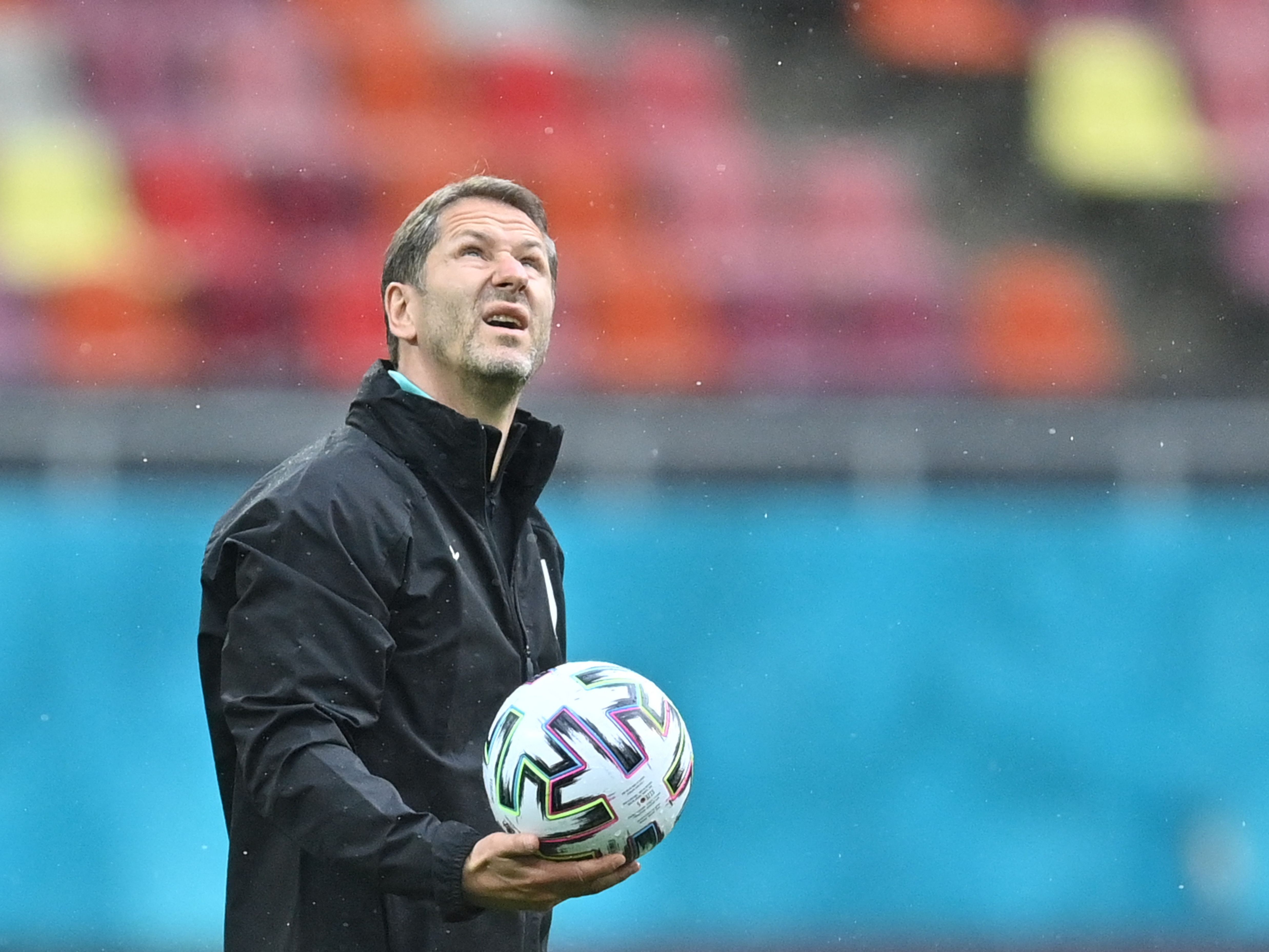 Foda tüftelt noch an Aufstellung gegen Nordmazedonien. Foda tüftelt noch an Aufstellung gegen Nordmazedonien.