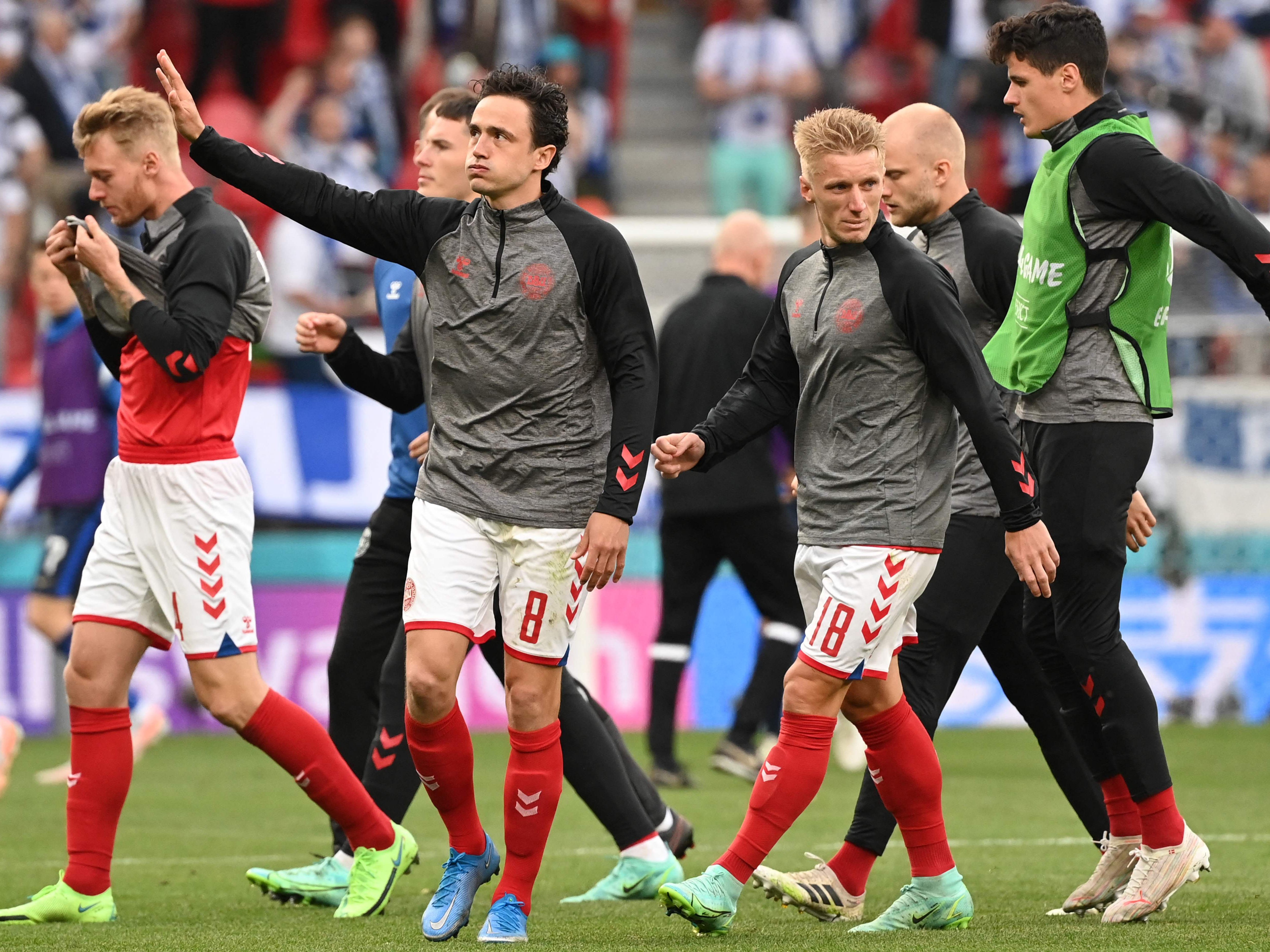 LIVE-Ticker: EM-Match zwischen Dänemark und Finnland wird fortgesetzt. LIVE-Ticker: EM-Match zwischen Dänemark und Finnland wird fortgesetzt.