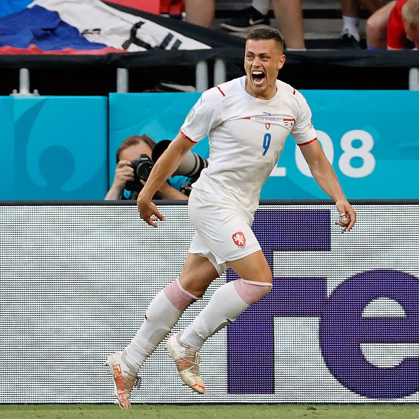 Tomas Holes erzielte ein Tor.