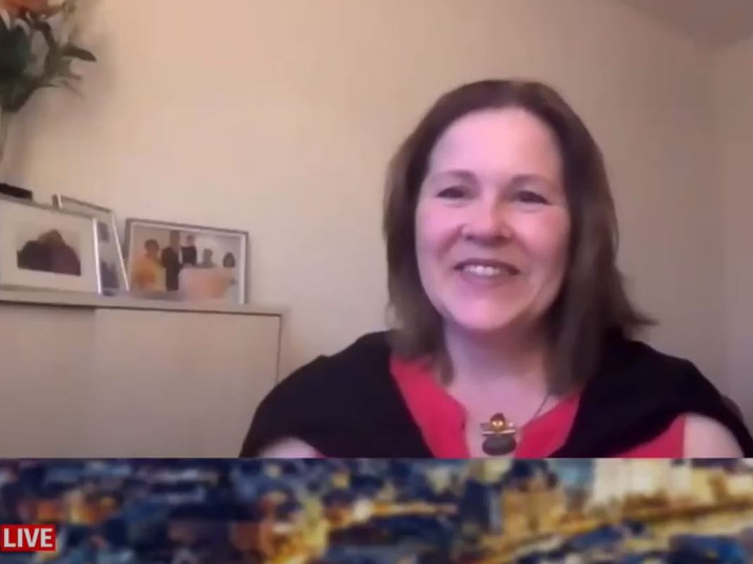 Eva Schönleitner, CEO von Crate.io, via Zoom zu Gast bei "Vorarlberg LIVE".. Eva Schönleitner, CEO von Crate.io, via Zoom zu Gast bei "Vorarlberg LIVE"..