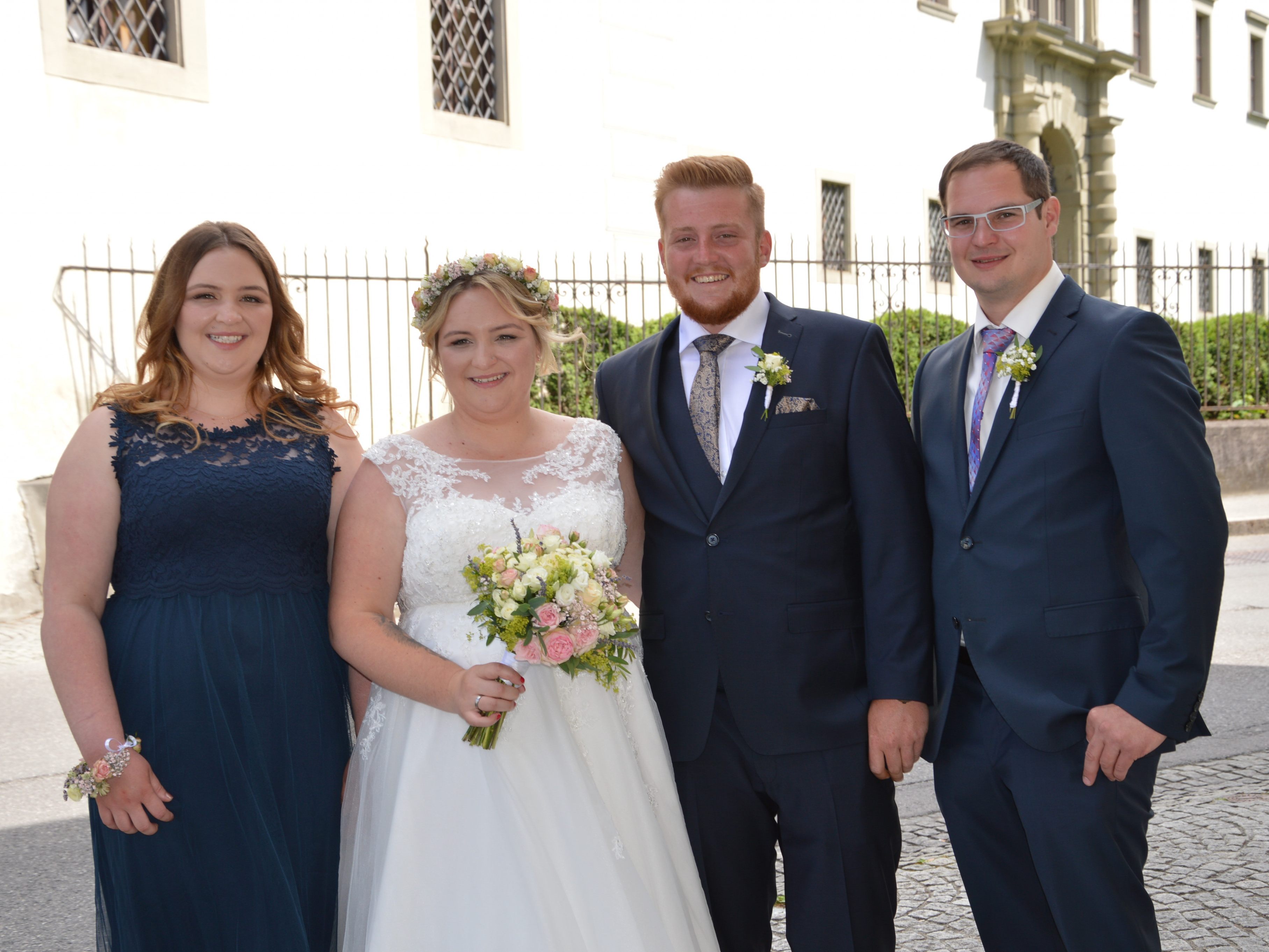 Nadine Feuerstein und Philipp Klien feierten ihre standesamtliche Trauung,. Nadine Feuerstein und Philipp Klien feierten ihre standesamtliche Trauung,.