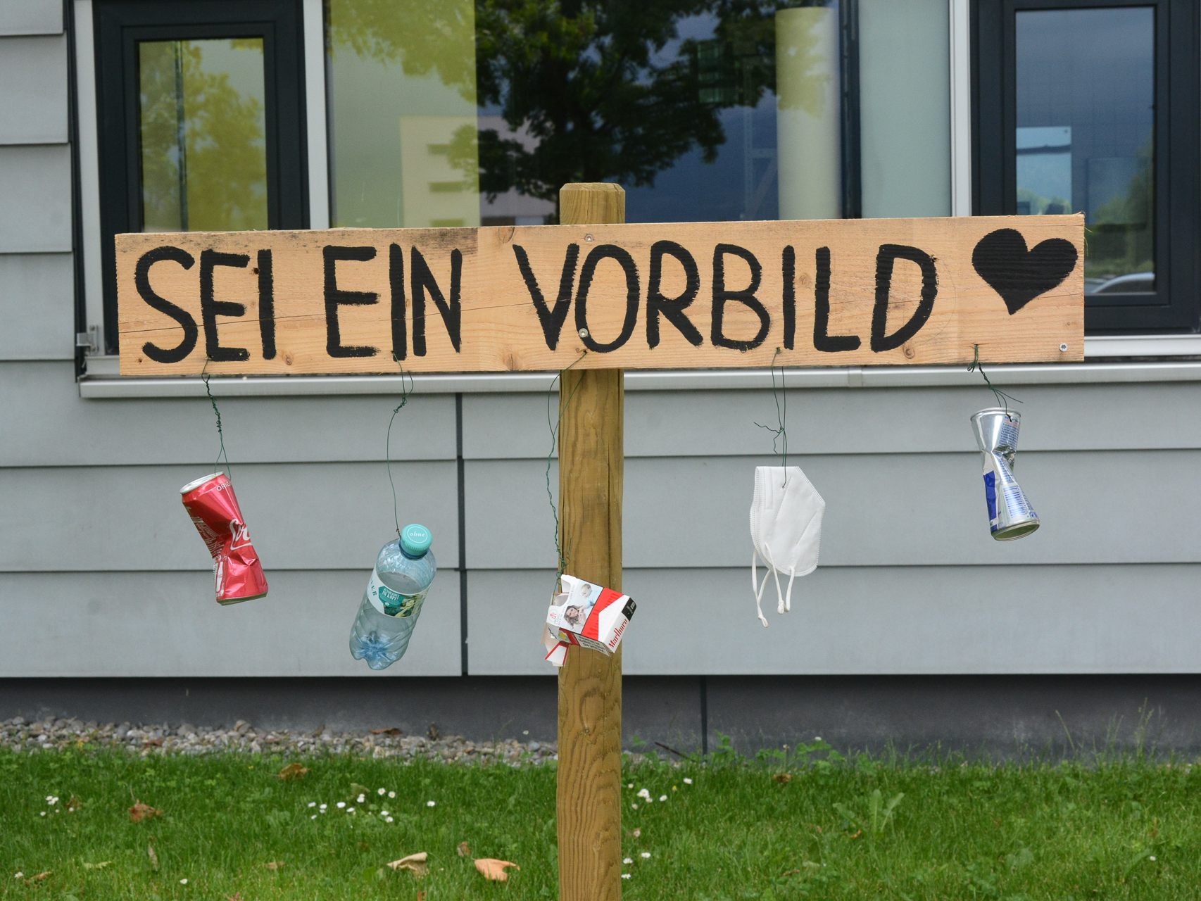 Originelle Sprüche regen zum Nachdenken an.