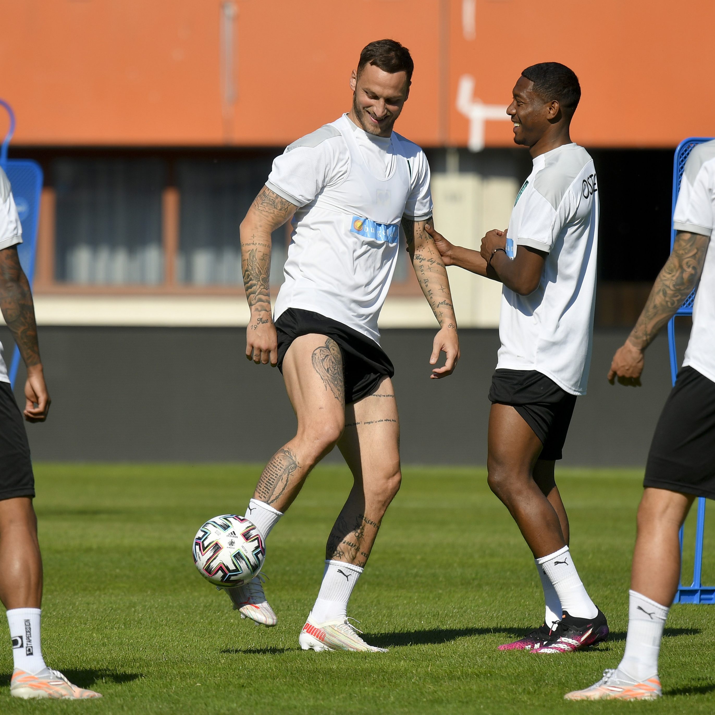 Arnautovics Schenkel schaut gut aus.