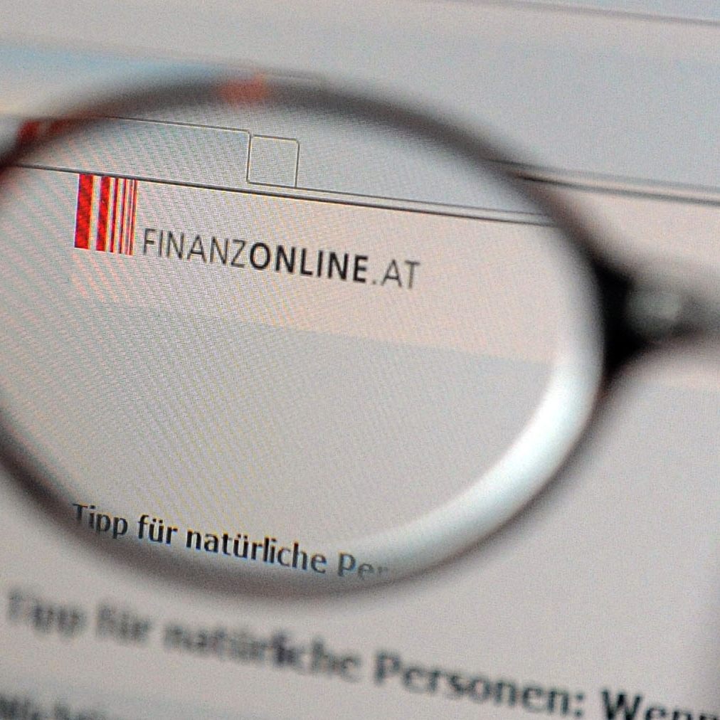 Auf FinanzOnline kann man eine Ratenzahlung beantragen.
