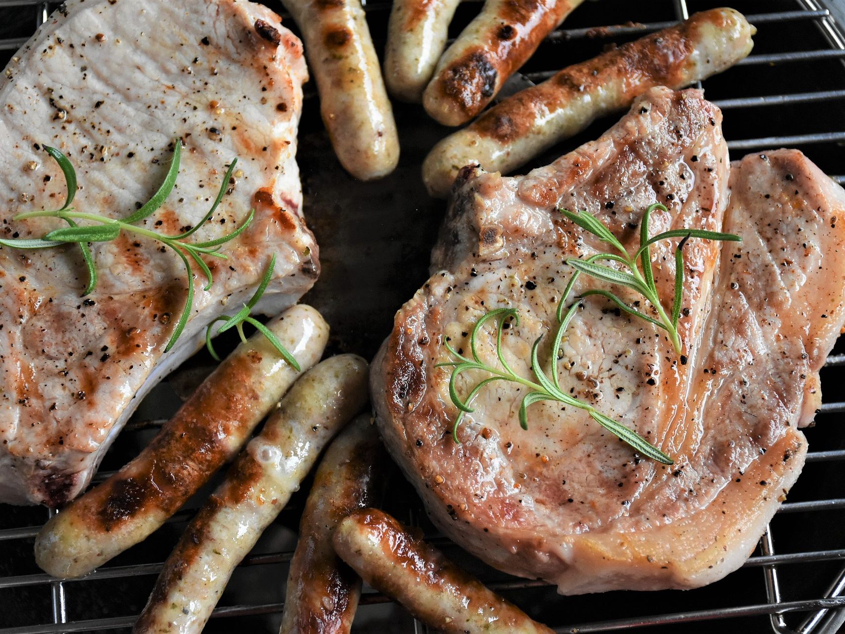 Fertig mariniertes Schweinefleisch wurde einem gründlichen Test unterzogen - und schnitt durchwegs gut ab