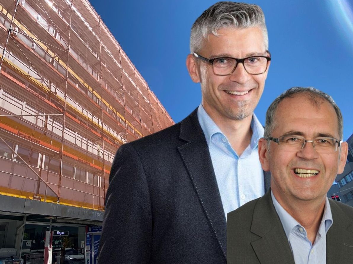 Thomas Schöpf (Wohnbauselbsthilfe) und Uwe Scheucher (Baurechtsabteilung Bregenz) informieren über den Stand der Dinge rund um das Gebäude in der Bregenzer Rheinstraße. Thomas Schöpf (Wohnbauselbsthilfe) und Uwe Scheucher (Baurechtsabteilung Bregenz) informieren über den Stand der Dinge rund um das Gebäude in der Bregenzer Rheinstraße.