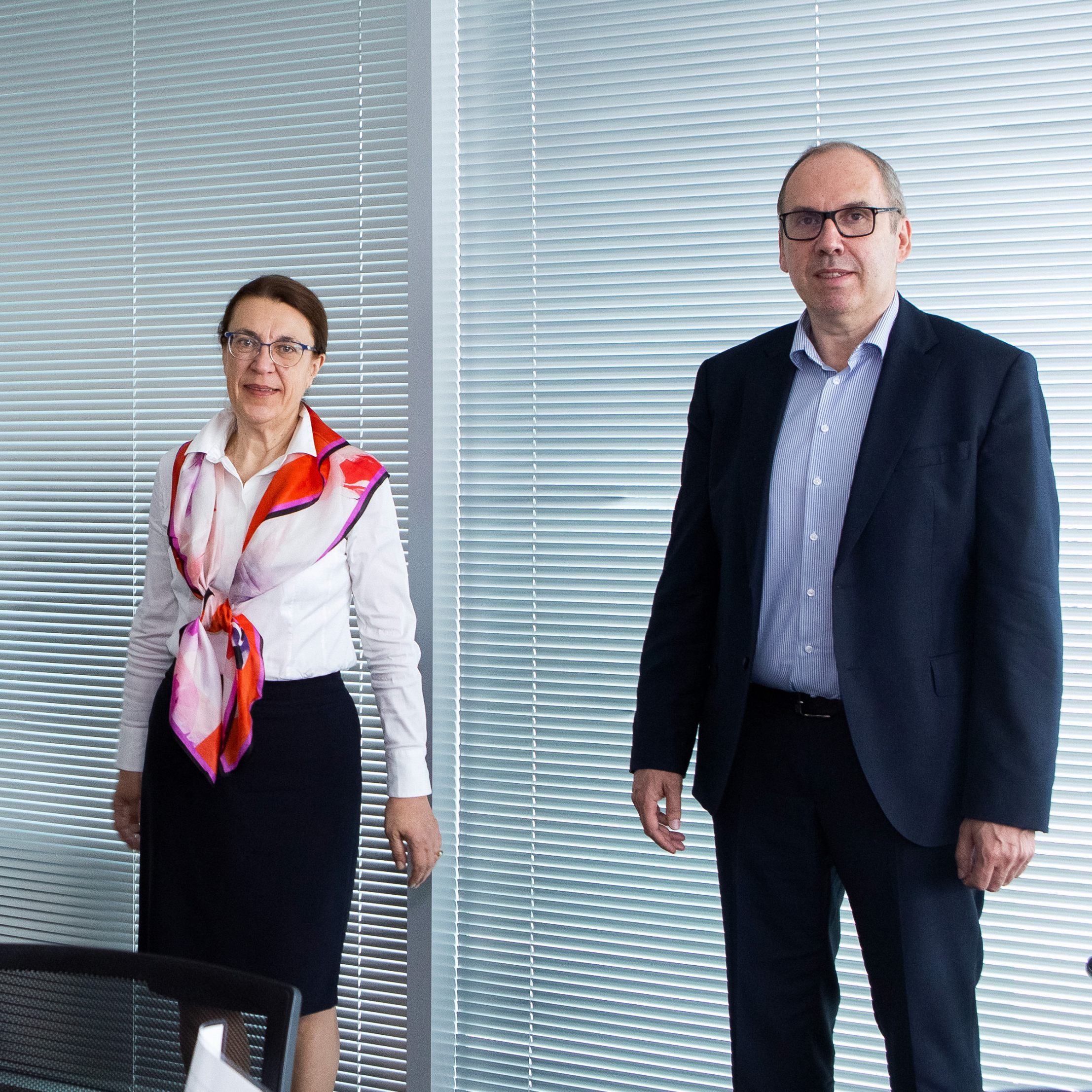 Bei der Vertragsunterzeichnung in Sofia/Bulgarien (v.l.): Alexander Gechev (Managing Director Rhenus Bulgaria), Marieta Grigorova (Managing Director Gebrüder Weiss Bulgaria), Thomas Moser (Direktor und Regionalleiter Black Sea/CIS bei Gebrüder Weiss)