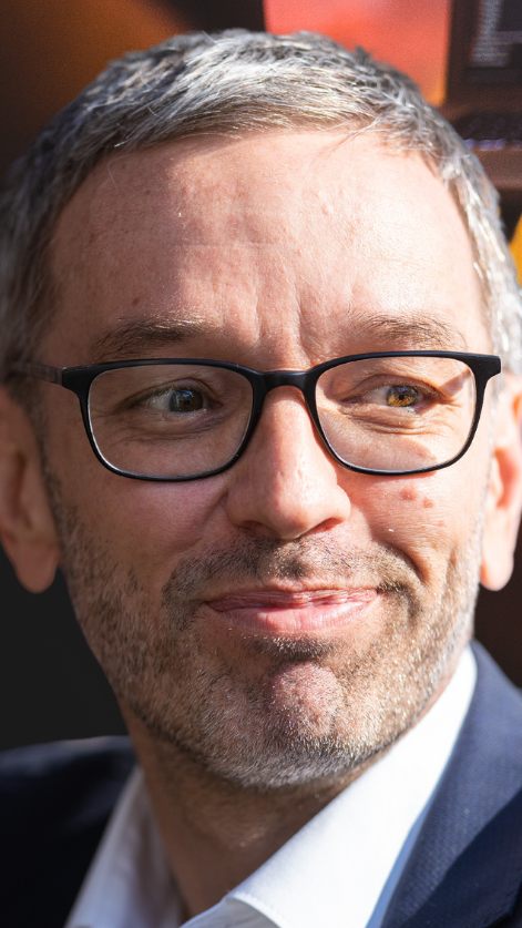Die Reaktionen politischer Akteure hielten sich in Grenzen.