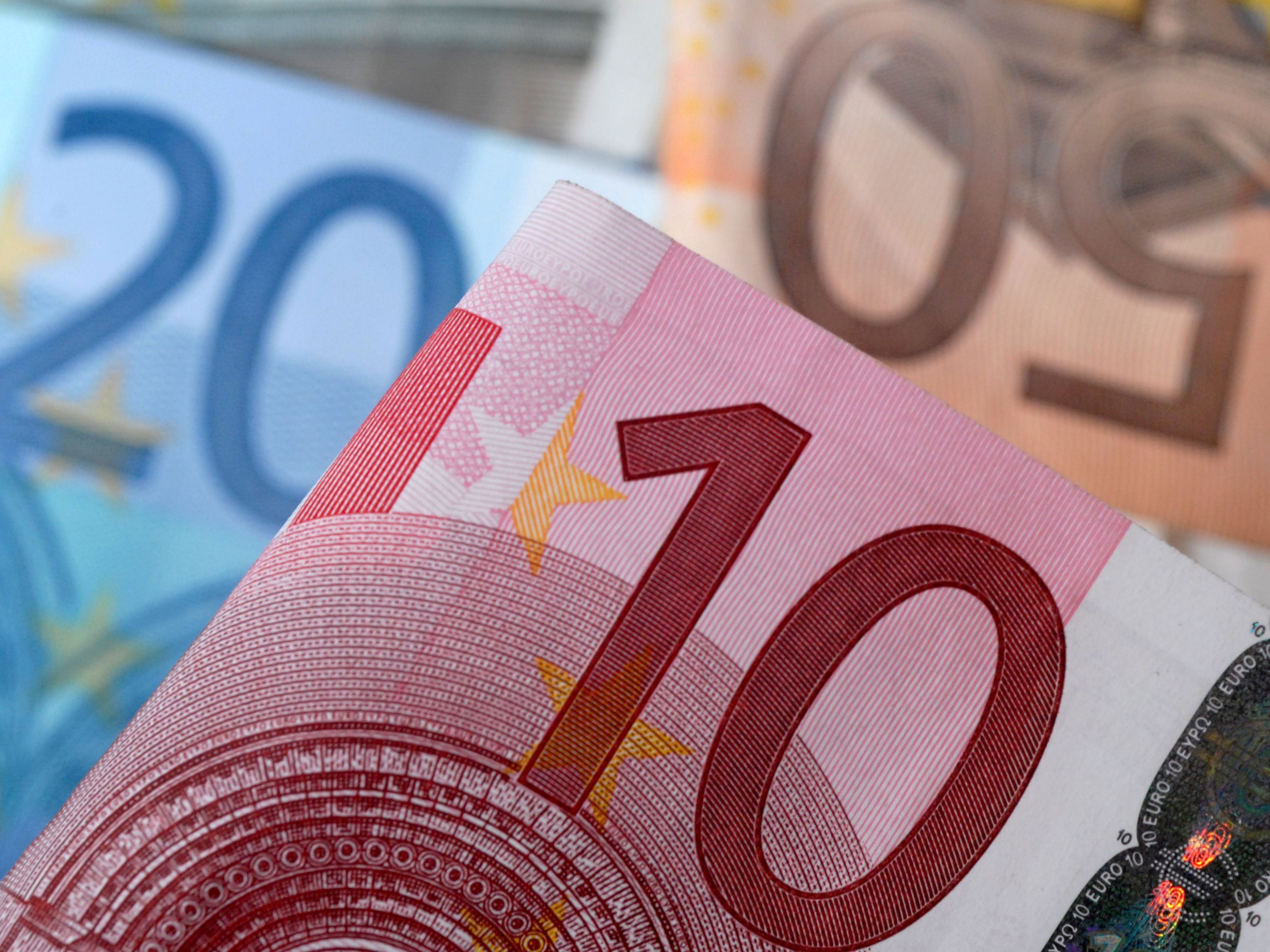 Die Warenimporte waren nicht wenig Geld wert.