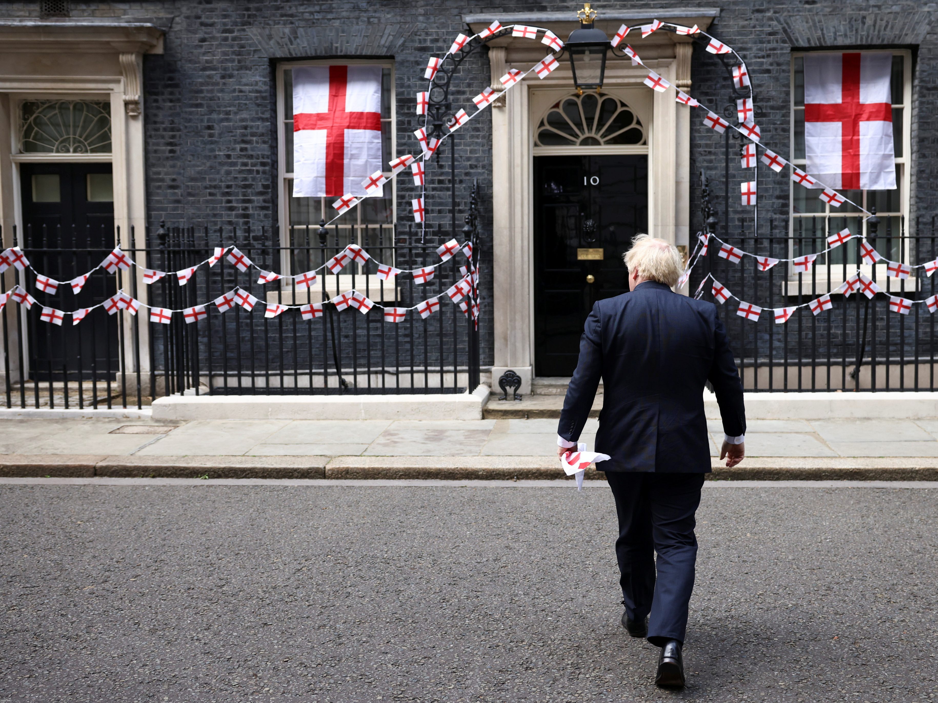 England und Corona-Regeln: Ein Entschluss soll heute fallen. England und Corona-Regeln: Ein Entschluss soll heute fallen.