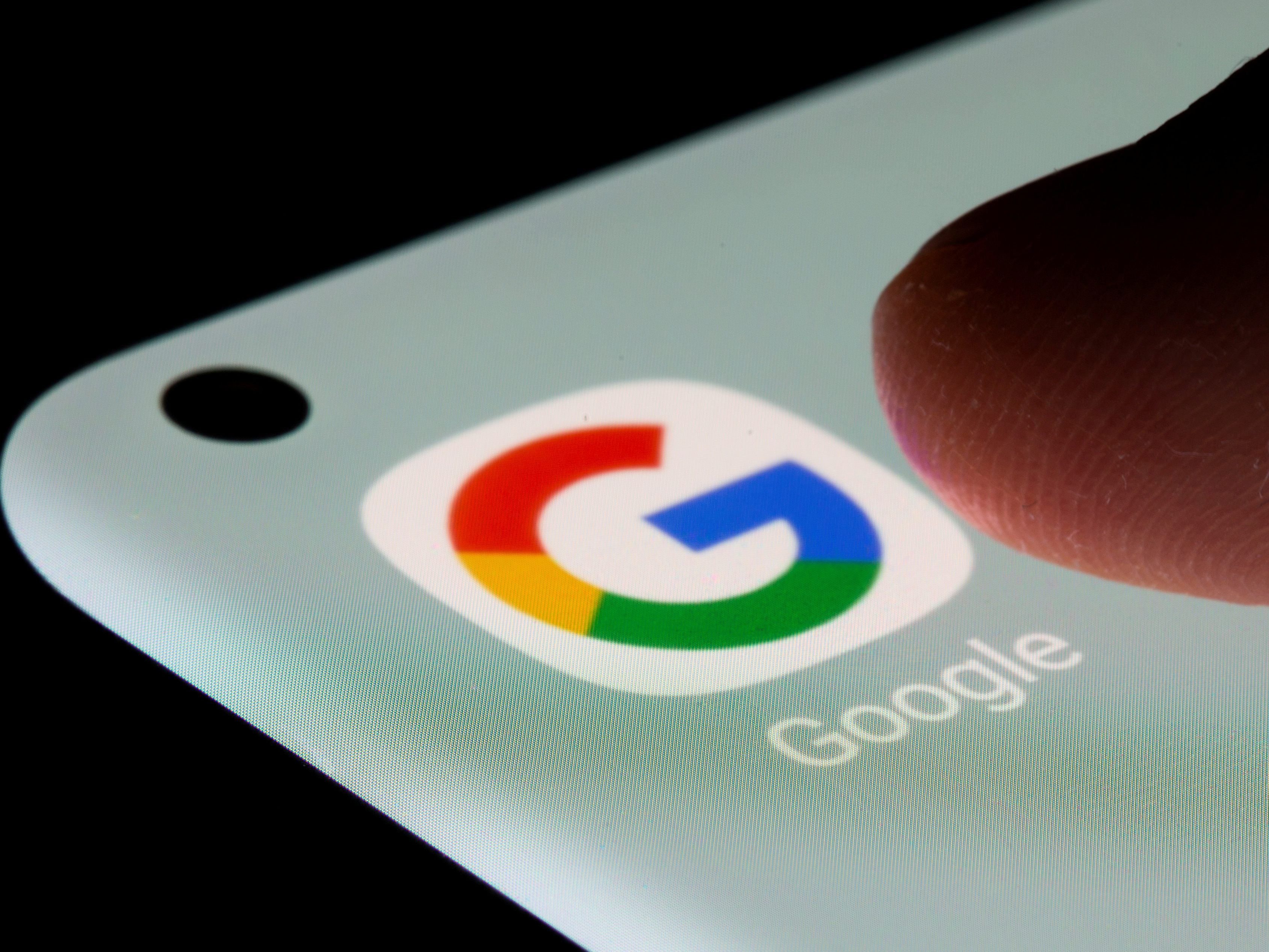 Google News Showcase startet nun auch in Österreich: Russmedia an Bord.