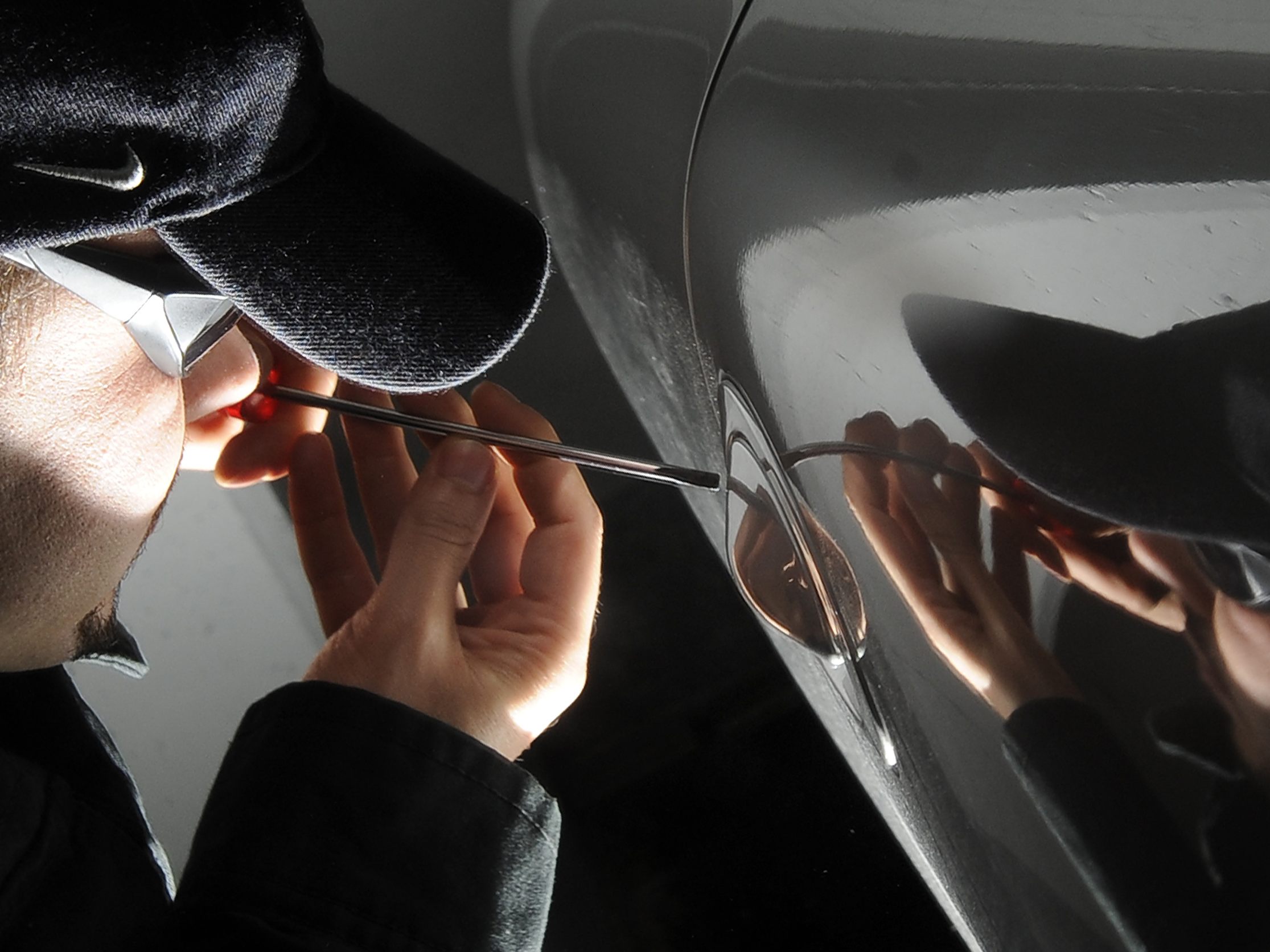 Die beiden wurden von einem Zeugen beobachten und von der Polizei schließlich angehalten.