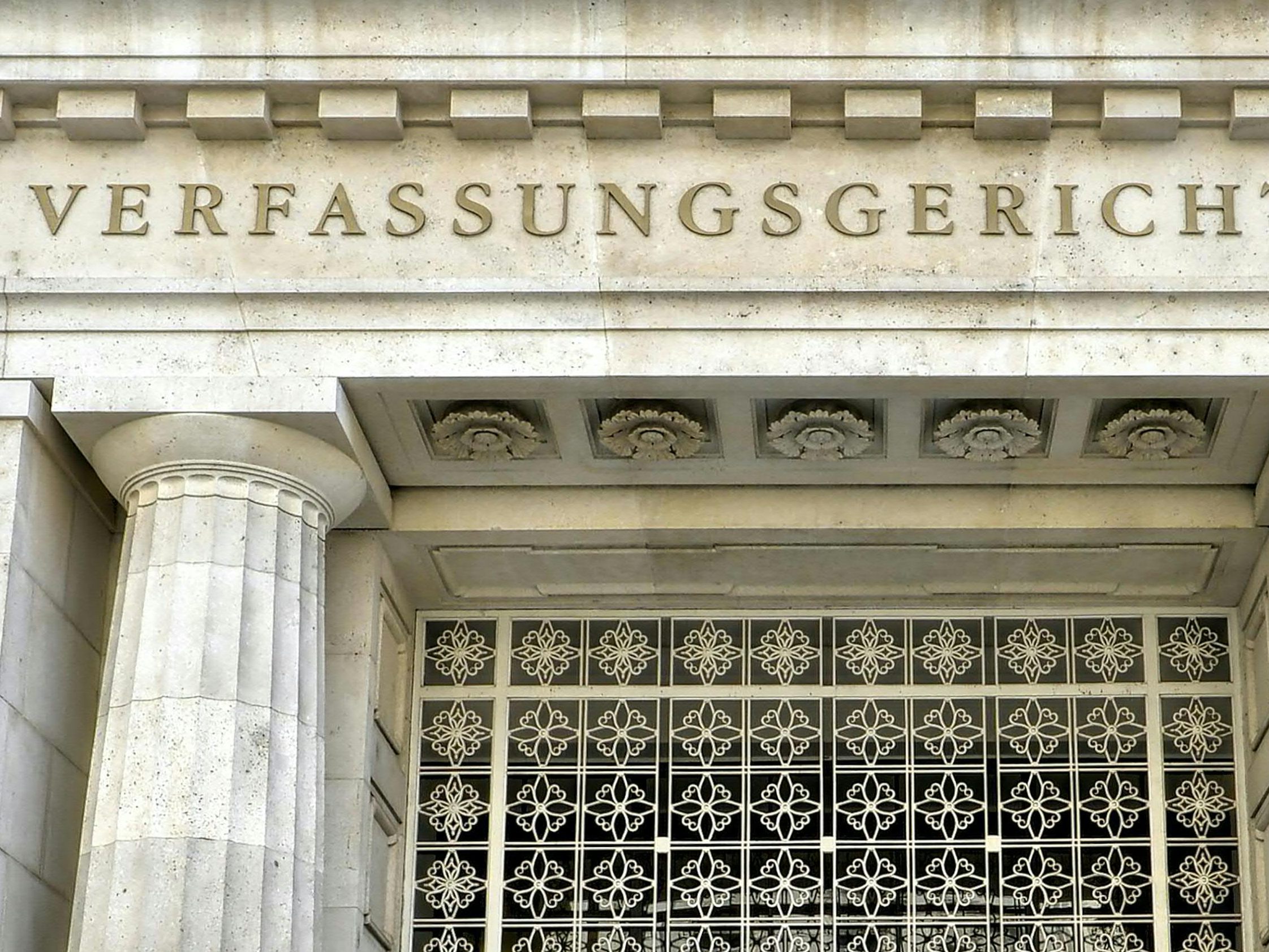 Beschwerden in Verbindung mit den Corona-Regelungen haben den Verfassungsgerichtshof beschäftigt. Beschwerden in Verbindung mit den Corona-Regelungen haben den Verfassungsgerichtshof beschäftigt.