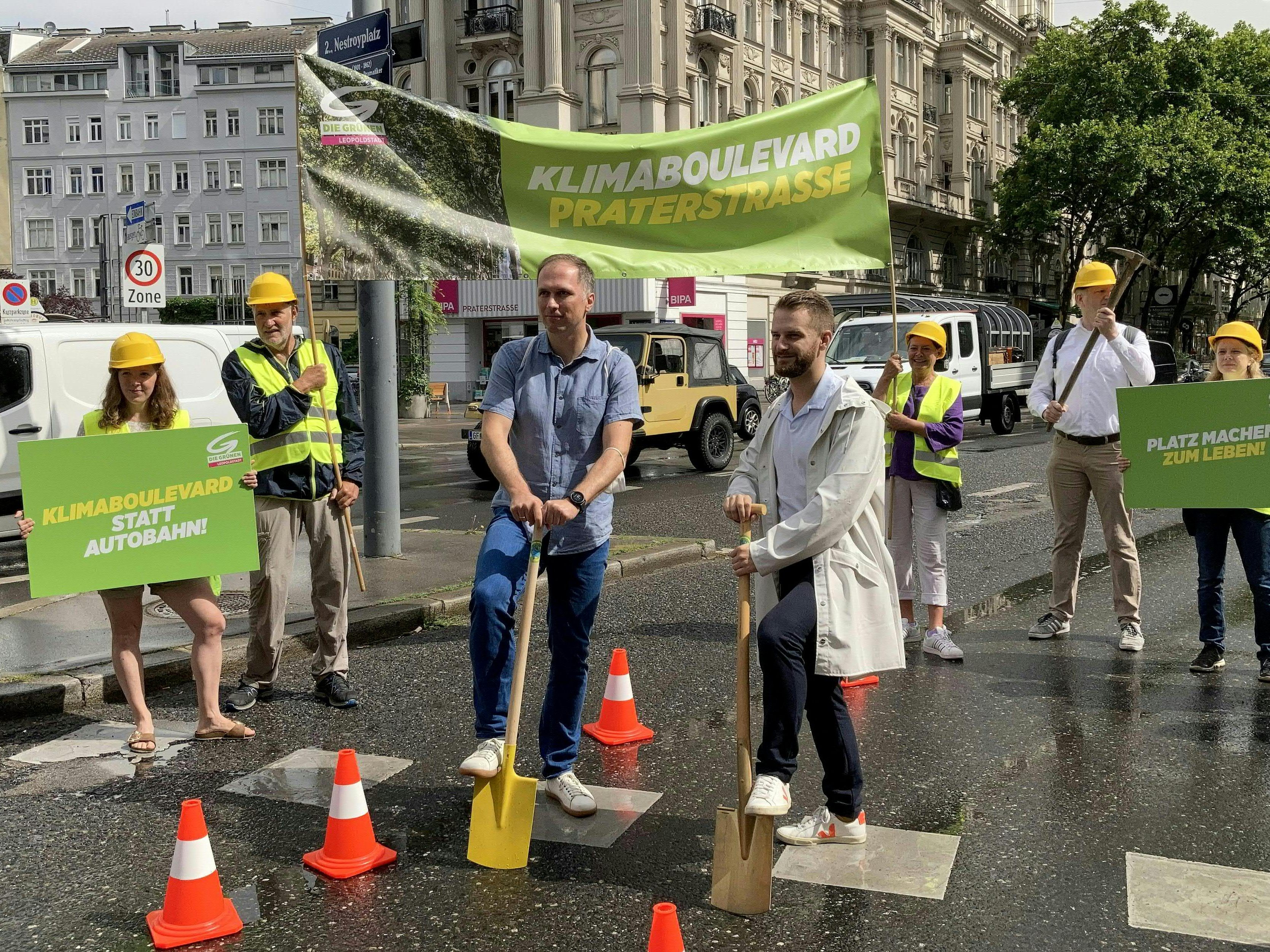 Beim symbolischen Spatenstich des "Klimaboulevards Praterstraße" in Wien