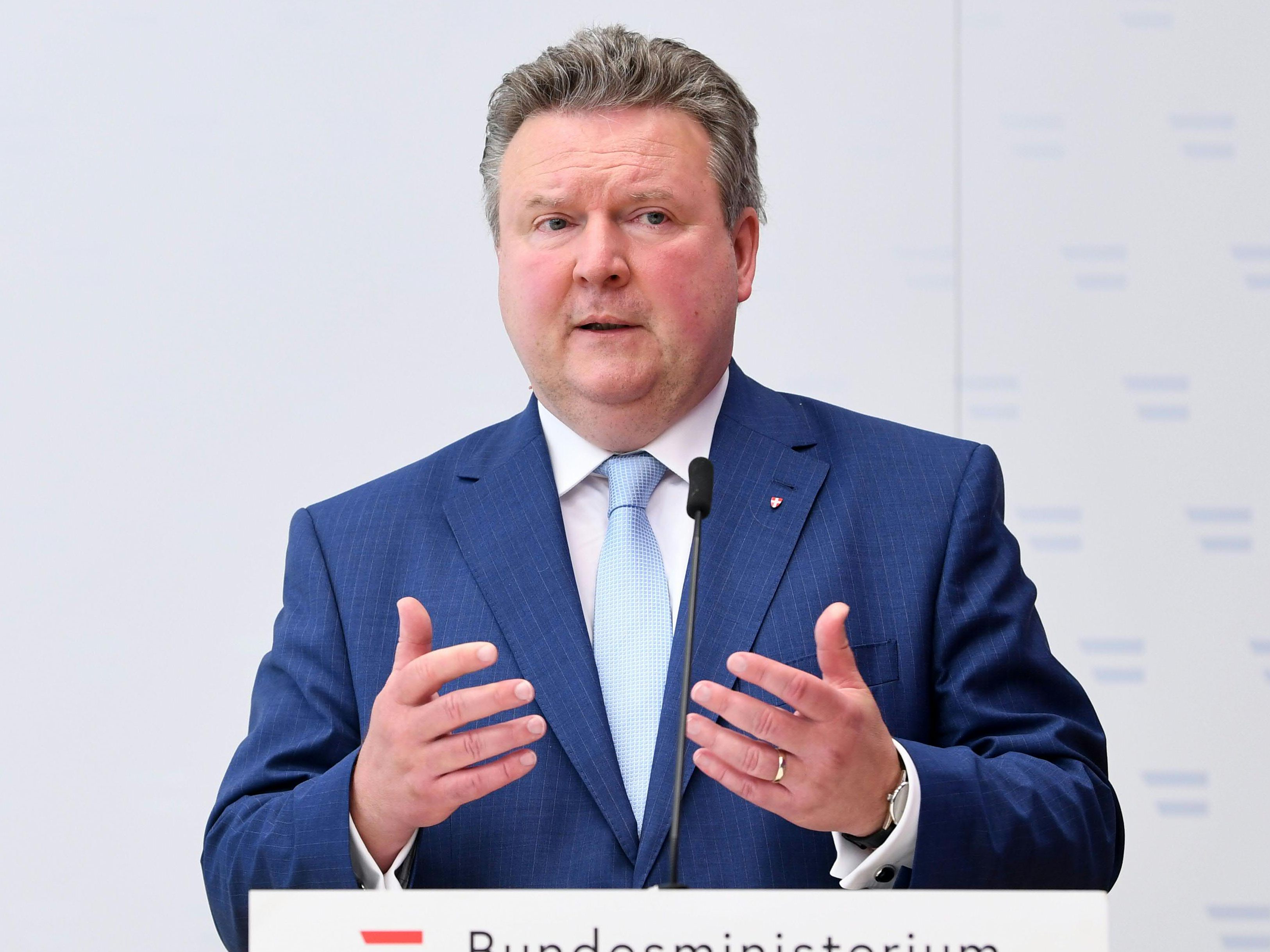 Wien: Bürgermeister Michael Ludwig ist bei Beratungen mit Fachleuten dabei. Wien: Bürgermeister Michael Ludwig ist bei Beratungen mit Fachleuten dabei.