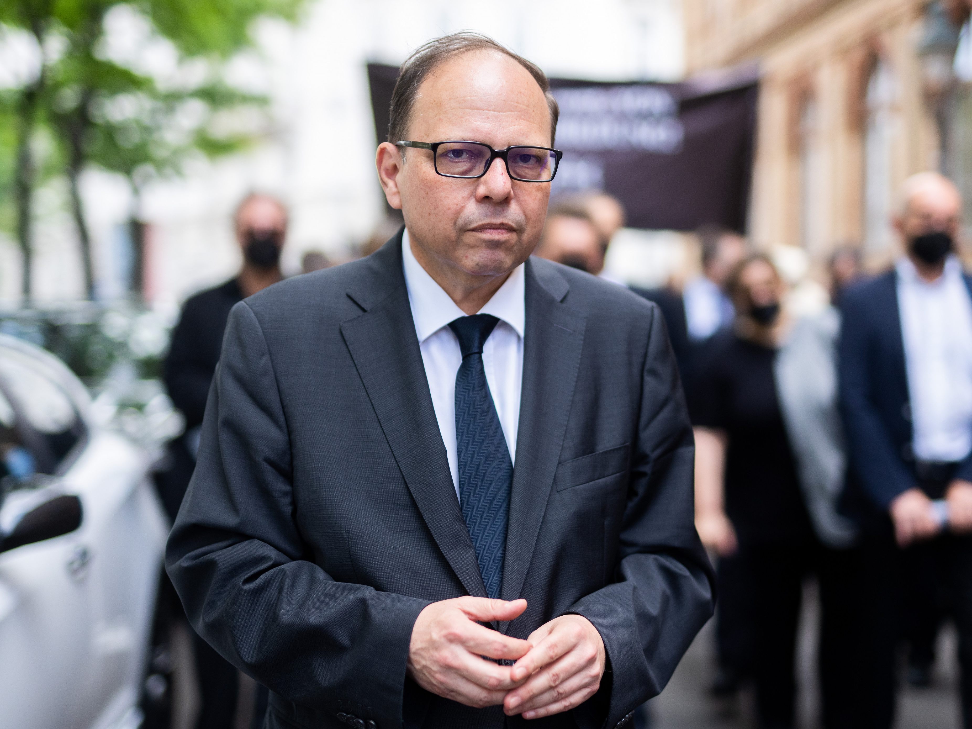 Ärztekammer-Präsident Thomas Szekeres rief erneut zur Vorsicht auf. Ärztekammer-Präsident Thomas Szekeres rief erneut zur Vorsicht auf.