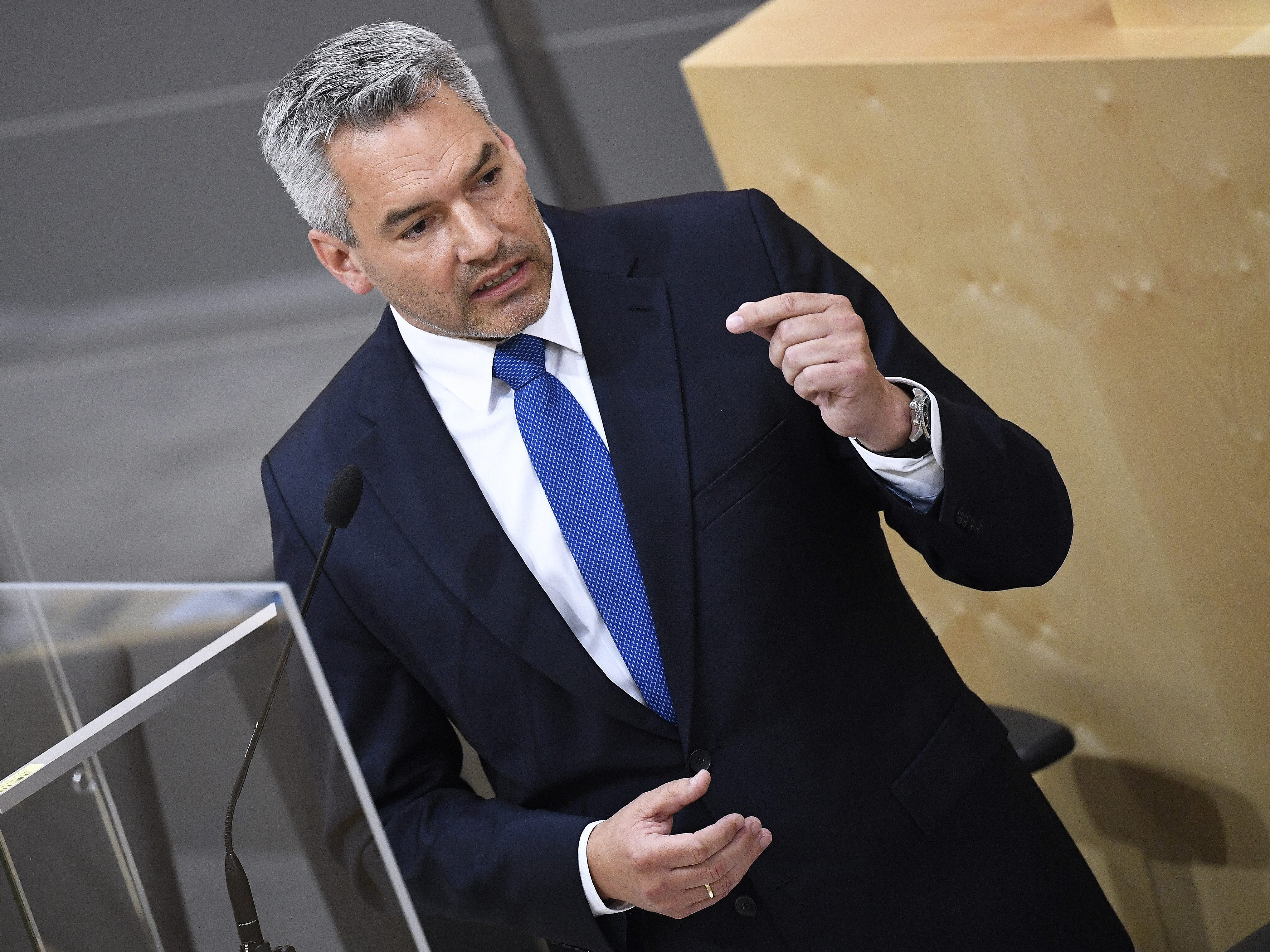 Die Neuaufstellung des Verfassungsschutzes wurde im Nationalrat beschlossen. Die Neuaufstellung des Verfassungsschutzes wurde im Nationalrat beschlossen.