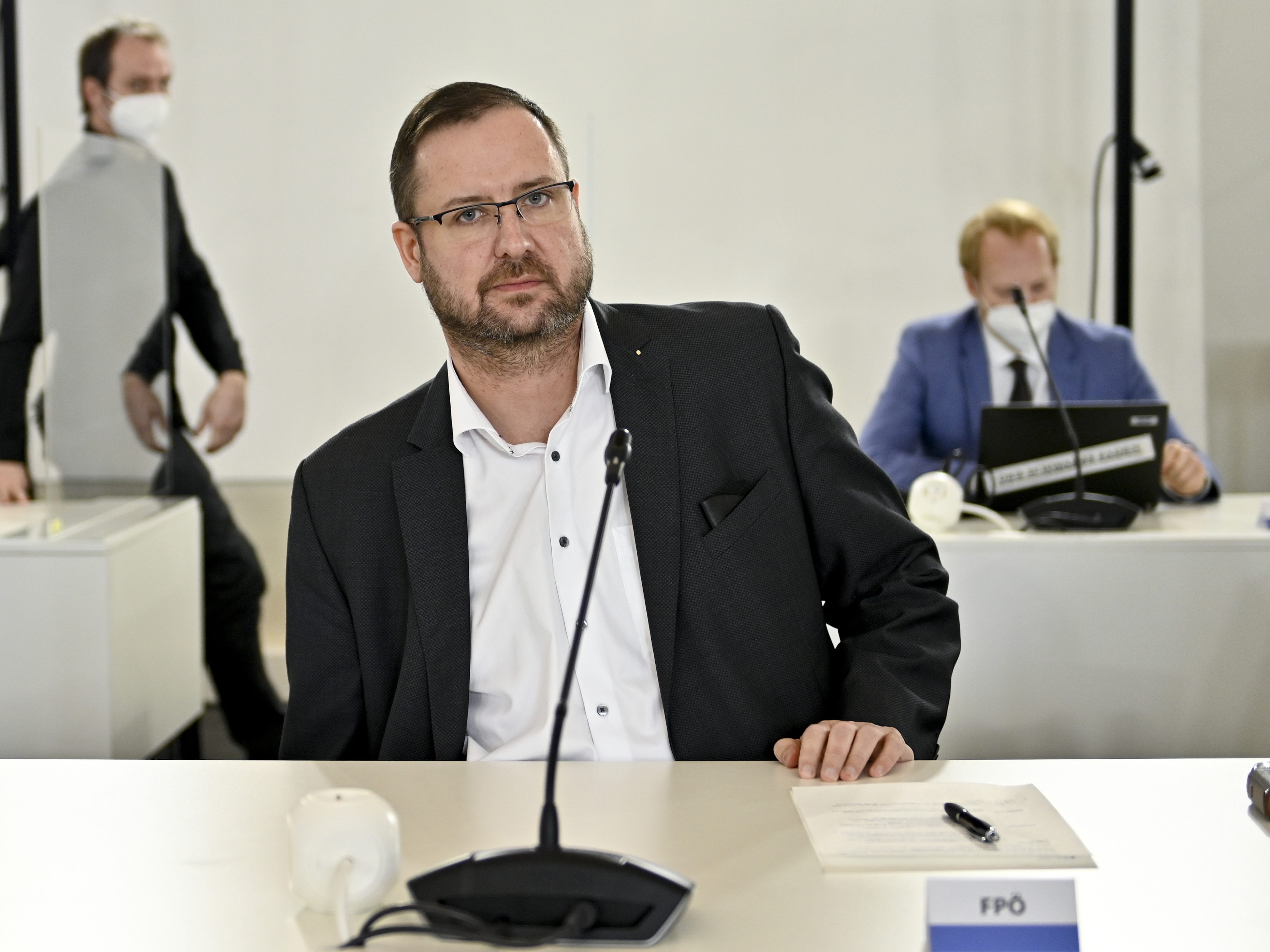 FPÖ: Hafenecker positiv auf Coronavirus getestet.