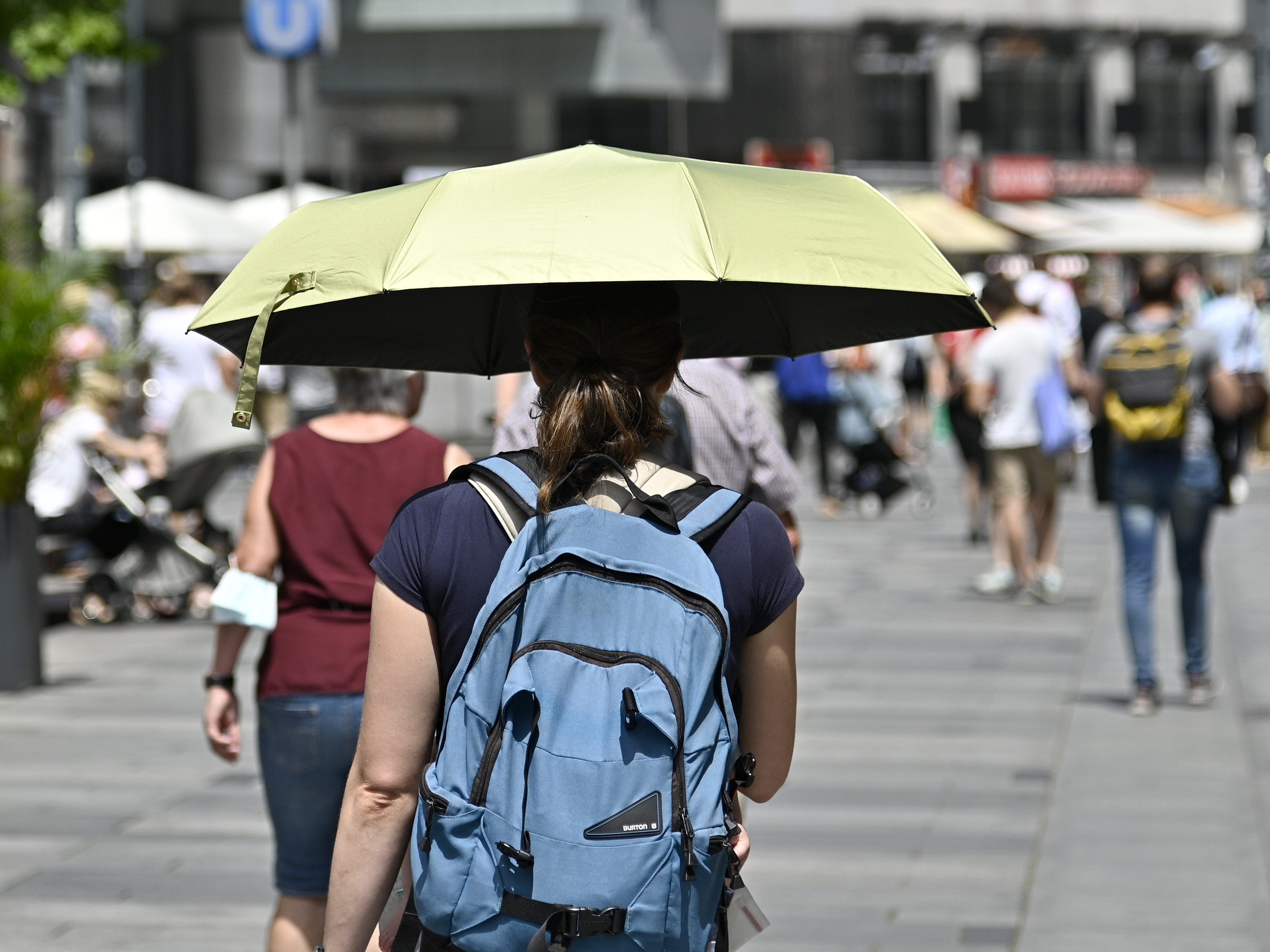 Die Sieben-Tages-Inzidenz klettert in Österreich auf 12,1. Die Sieben-Tages-Inzidenz klettert in Österreich auf 12,1.