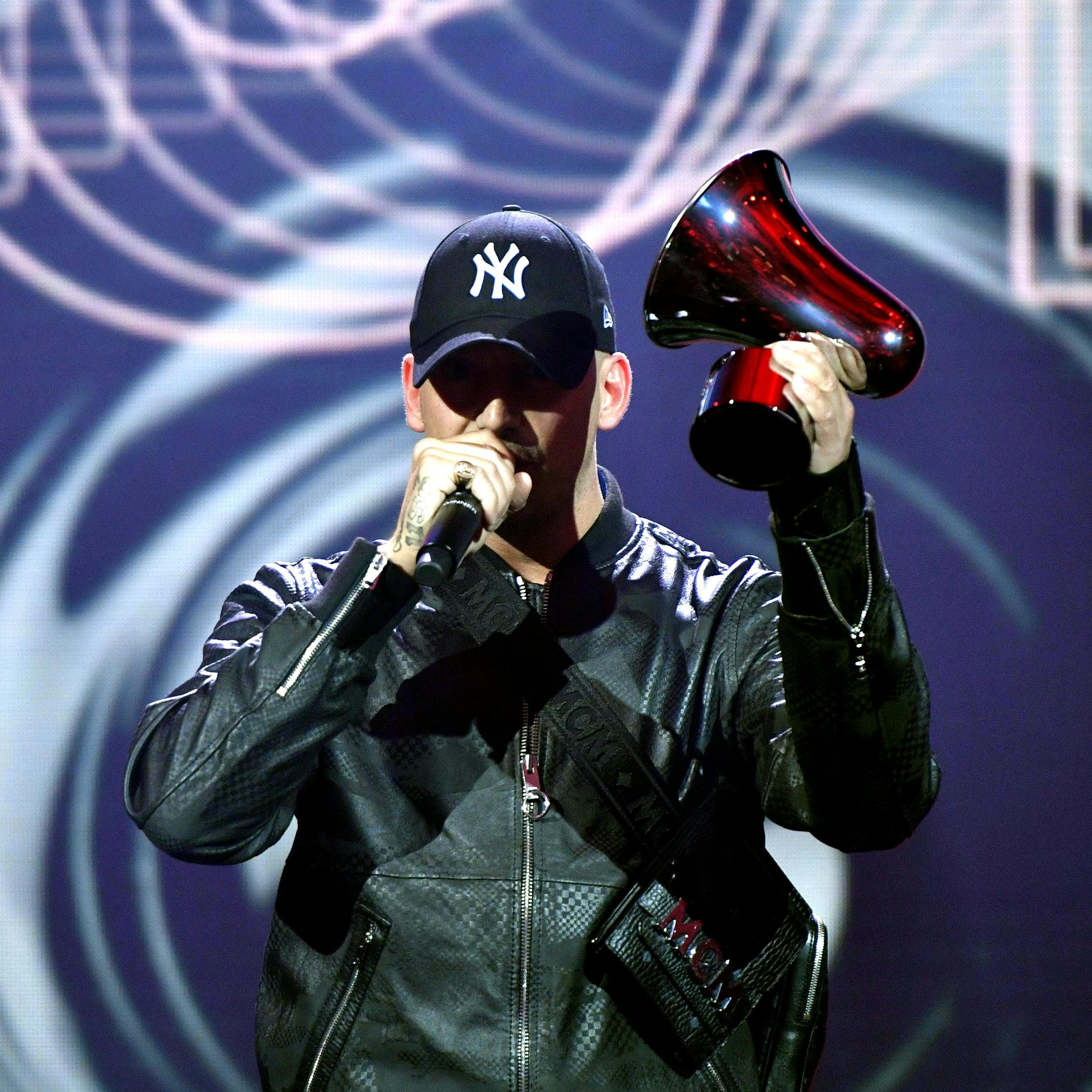 RAF Camora meldet sich mit neuem Album zurück.