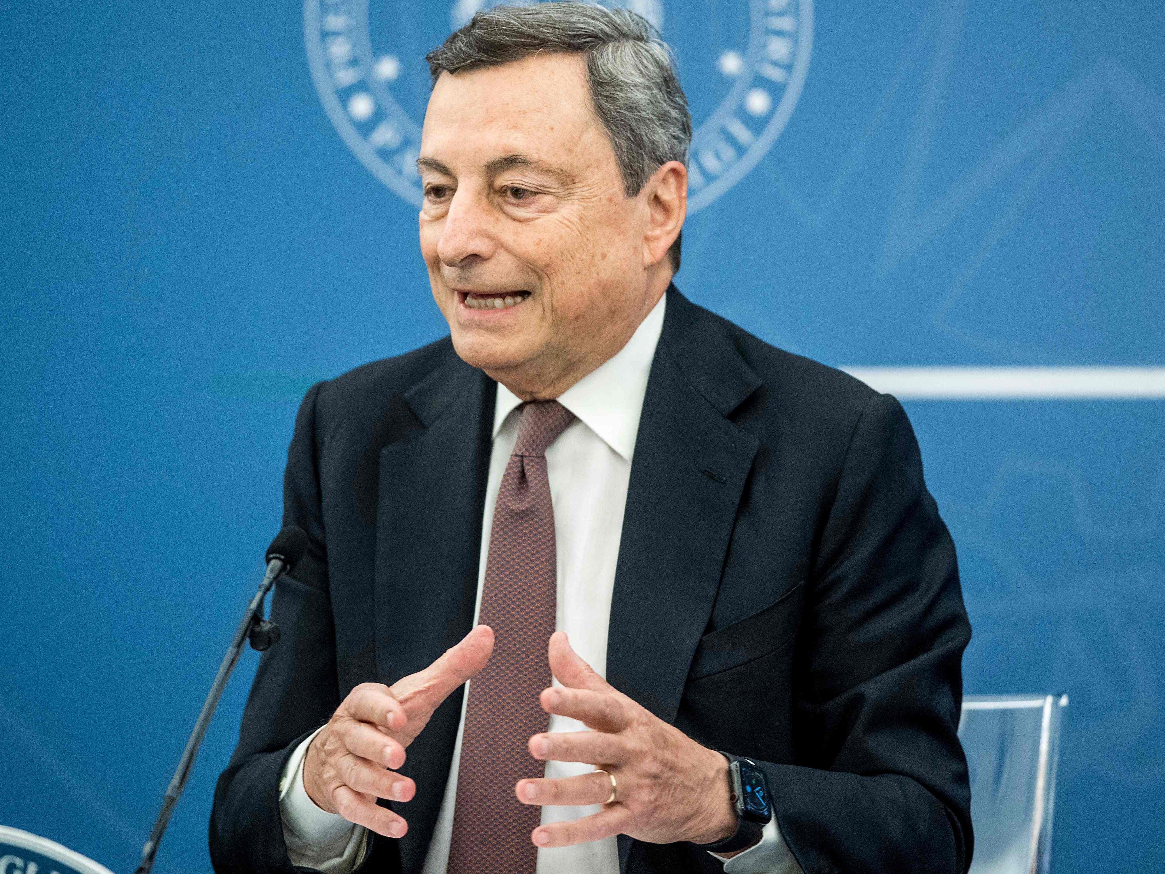 Italien-Premier Mario Draghi informierte über die Zahl der Downloads des Grünen Passes. Italien-Premier Mario Draghi informierte über die Zahl der Downloads des Grünen Passes.