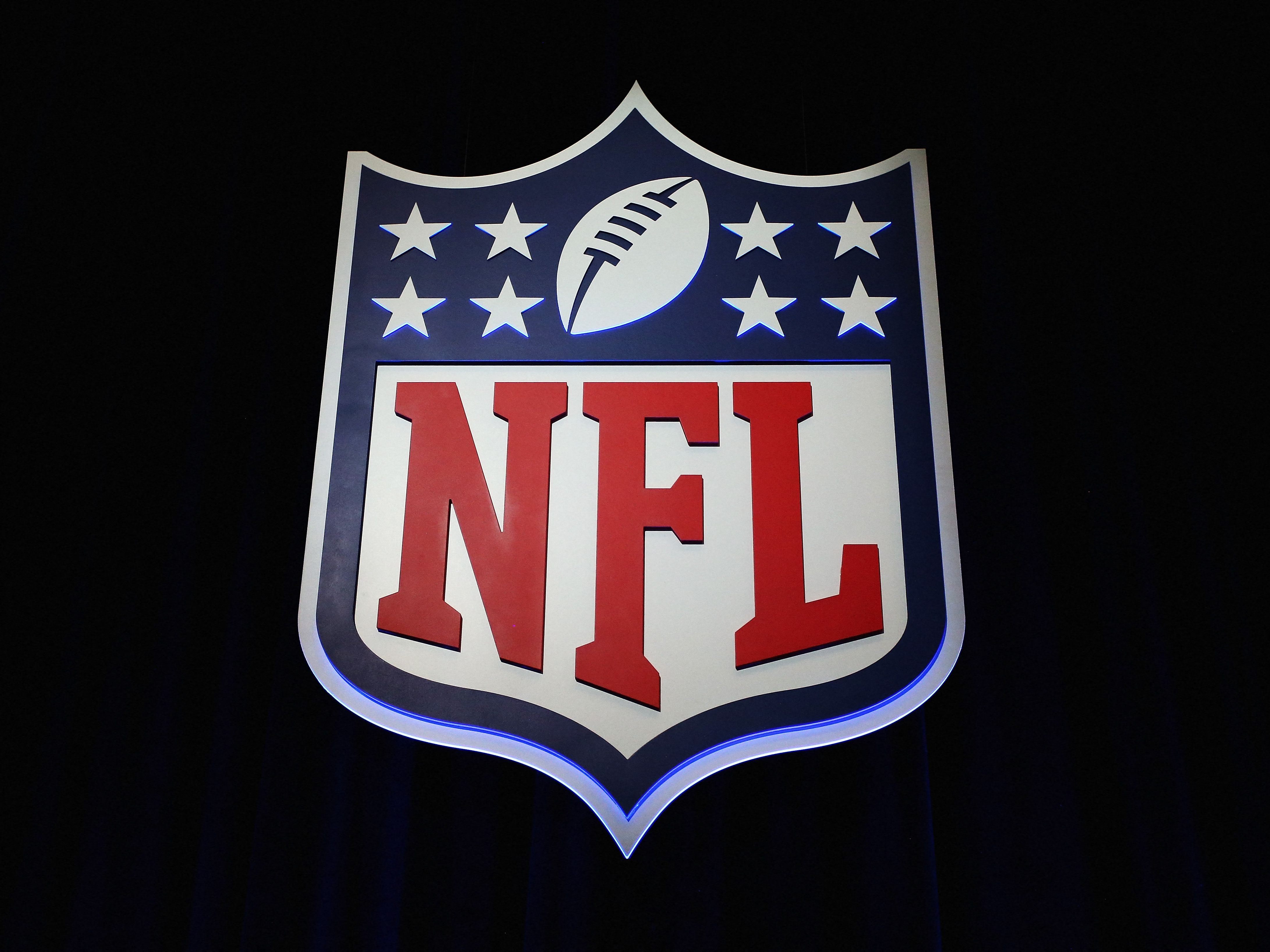 NFL verschärfte Corona-Regeln - Strafverifizierung möglich. NFL verschärfte Corona-Regeln - Strafverifizierung möglich.