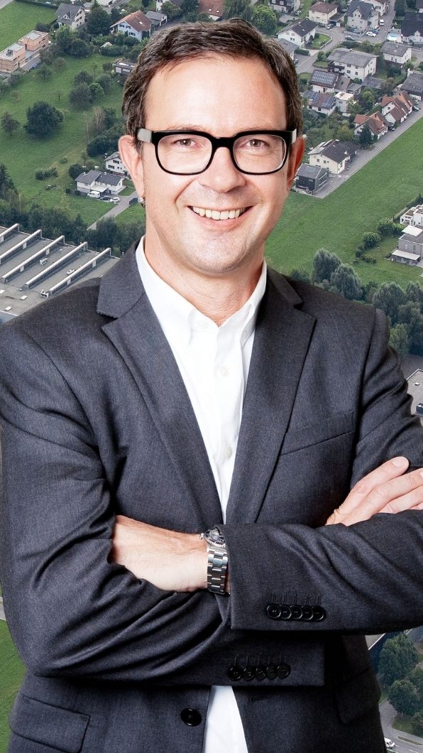 Möglich wird das Vorhaben durch einen Grundsatzbeschluss der Lustenauer Gemeindevertretung von vergangener Woche, wonach die rund 23.000 Quadratmeter des Projektgebietes an Investorengesellschaften unter Führung von Prisma verkauft werden sollen.