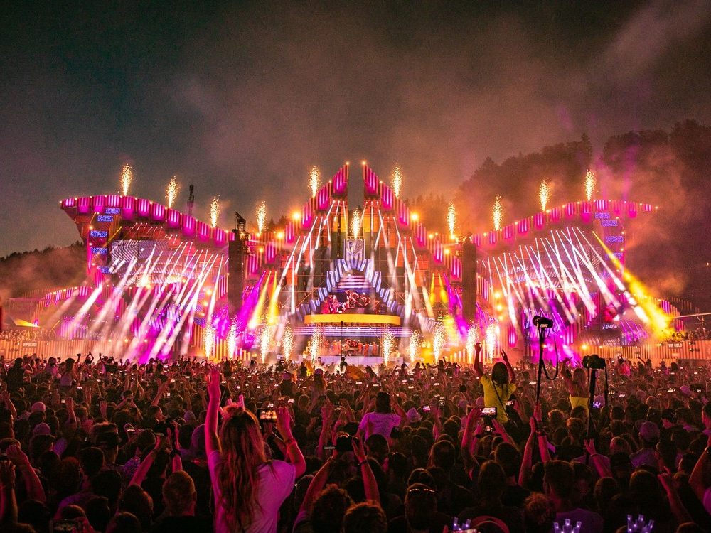 Pop-Großevents und Konzerte sind im Moment vergleichsweise rar gesät - das Electric Love-Festival kann nur in reduzierter Form stattfinden