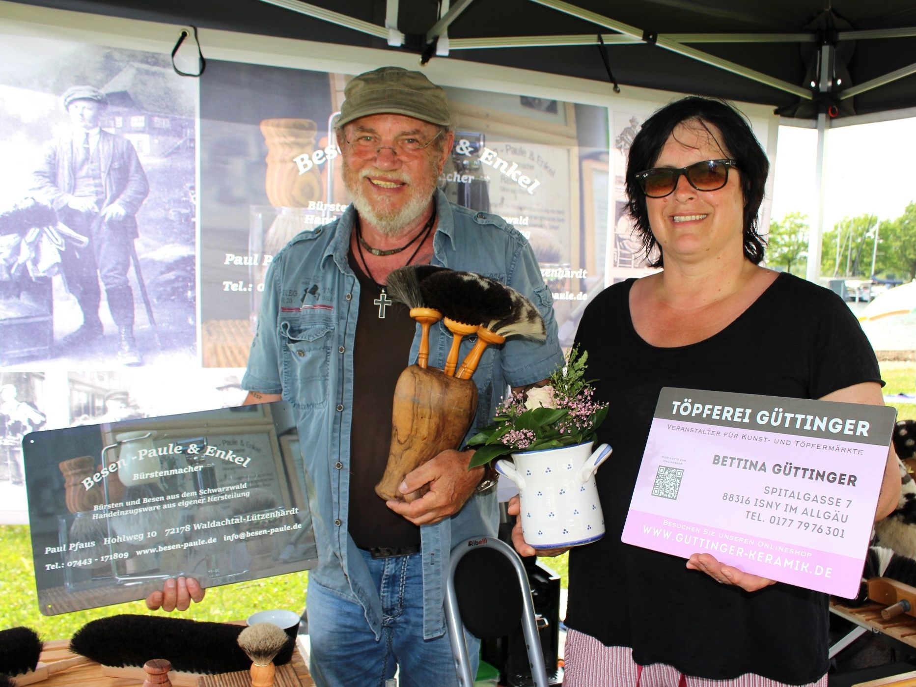 Repräsentatives Kunsthandwerk am Festplatz am See, das erwartet die Besucher beim großen „Kunstmarkt“ in der Bodenseegemeinde Hard mit rund 60 Künstlern aus ganz Deutschland.