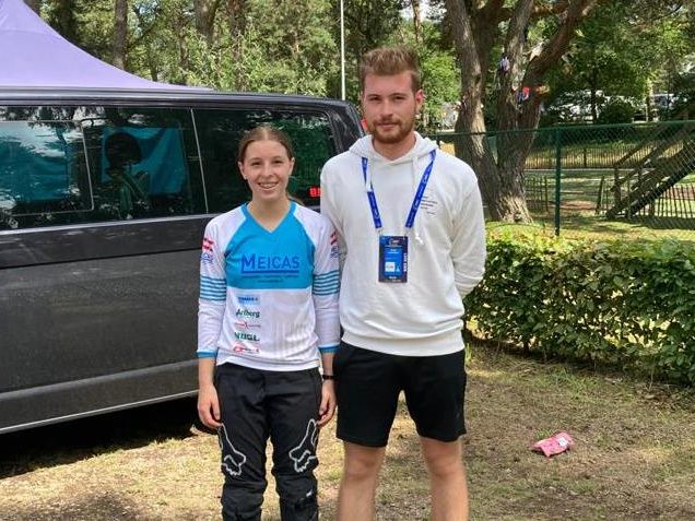 Hannah Muther mit Bruder Noah in Zolder. Hannah Muther mit Bruder Noah in Zolder.